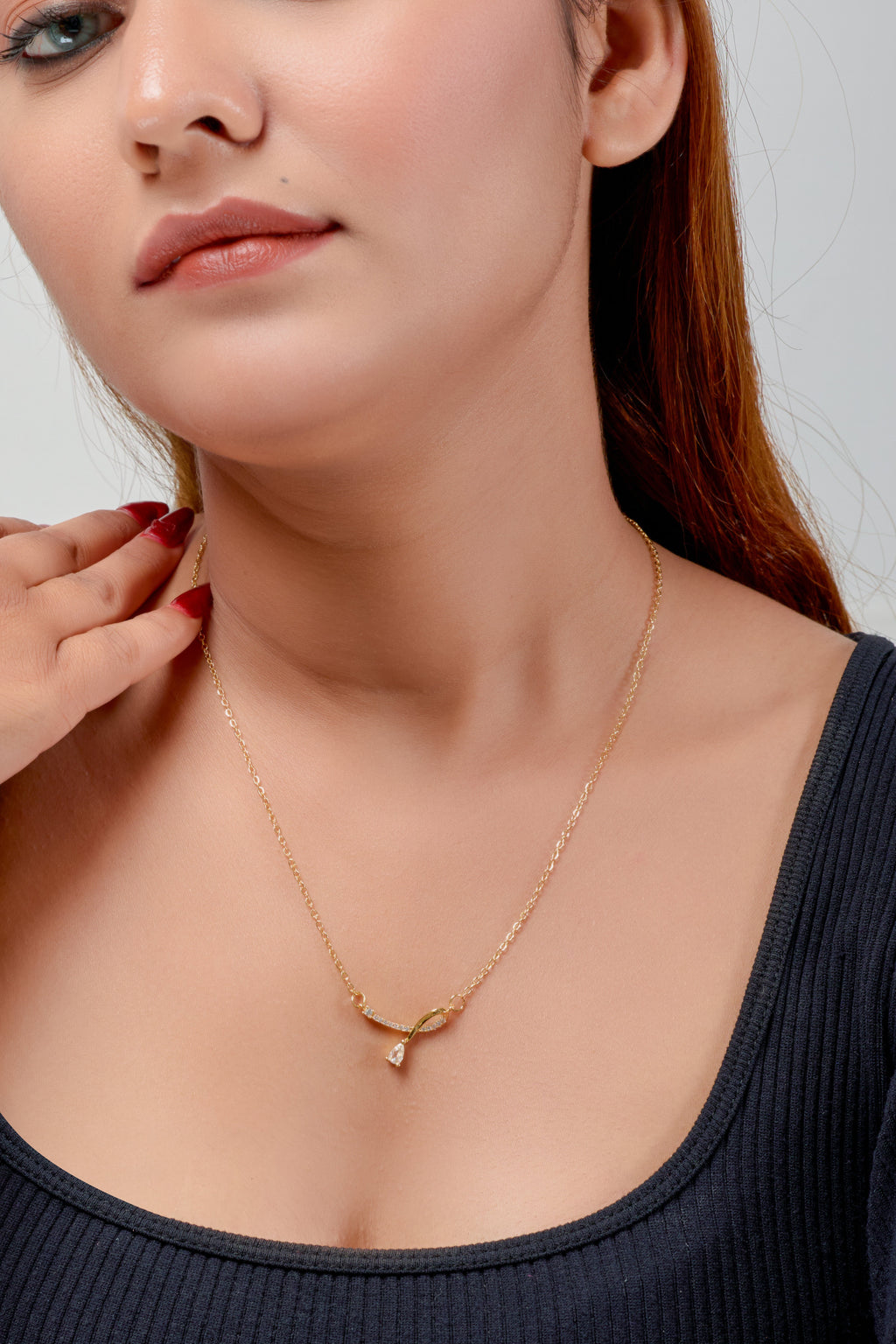 Liora drop Neckless GWN -4