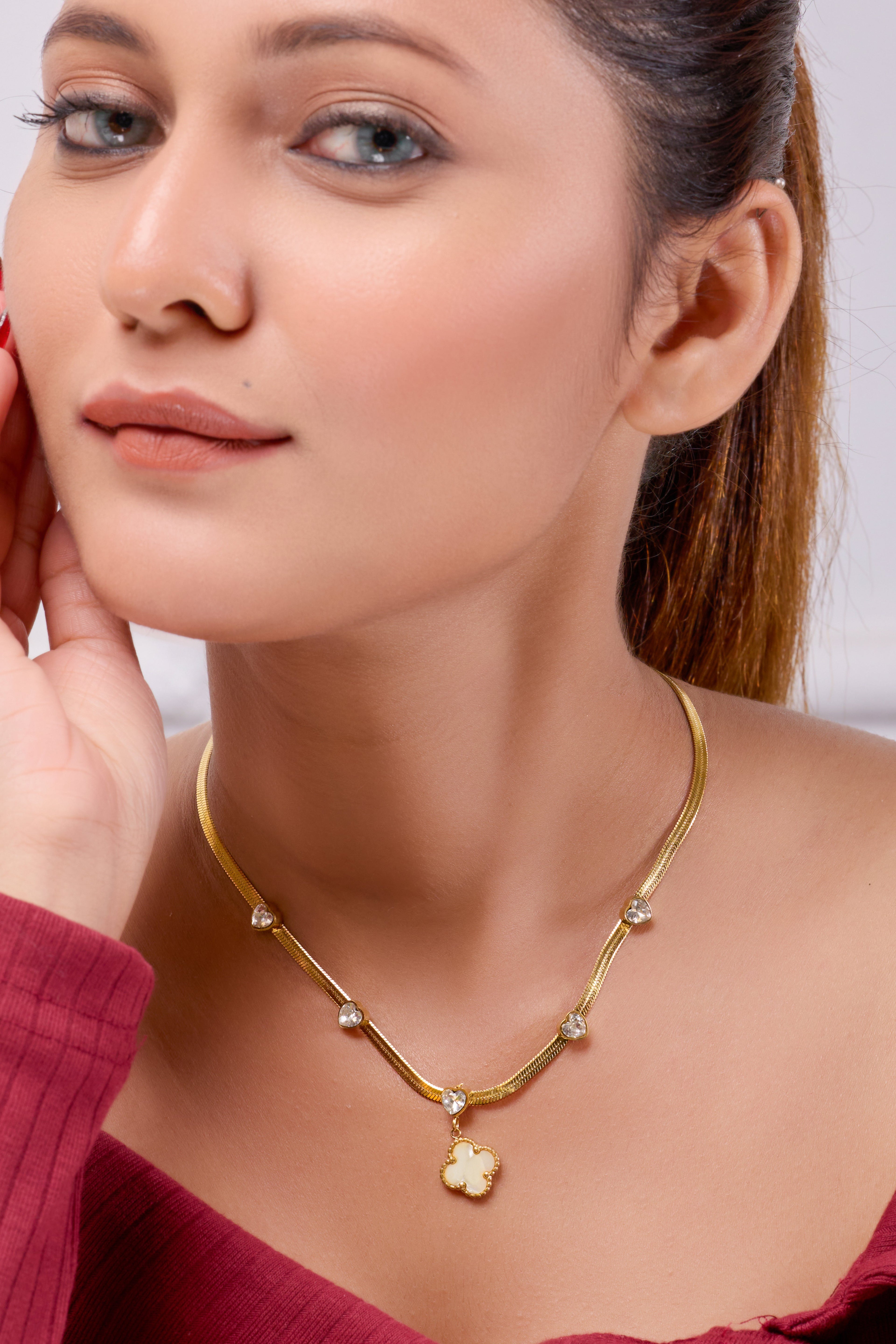 Ira Clover Necklace GWN -2
