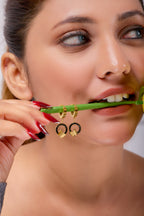 Nayika Noir Studs Earing GWE -22