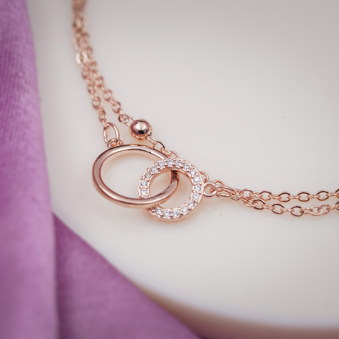 Wibestone Samaira Anklet – Graceful Sparkle for Every Step