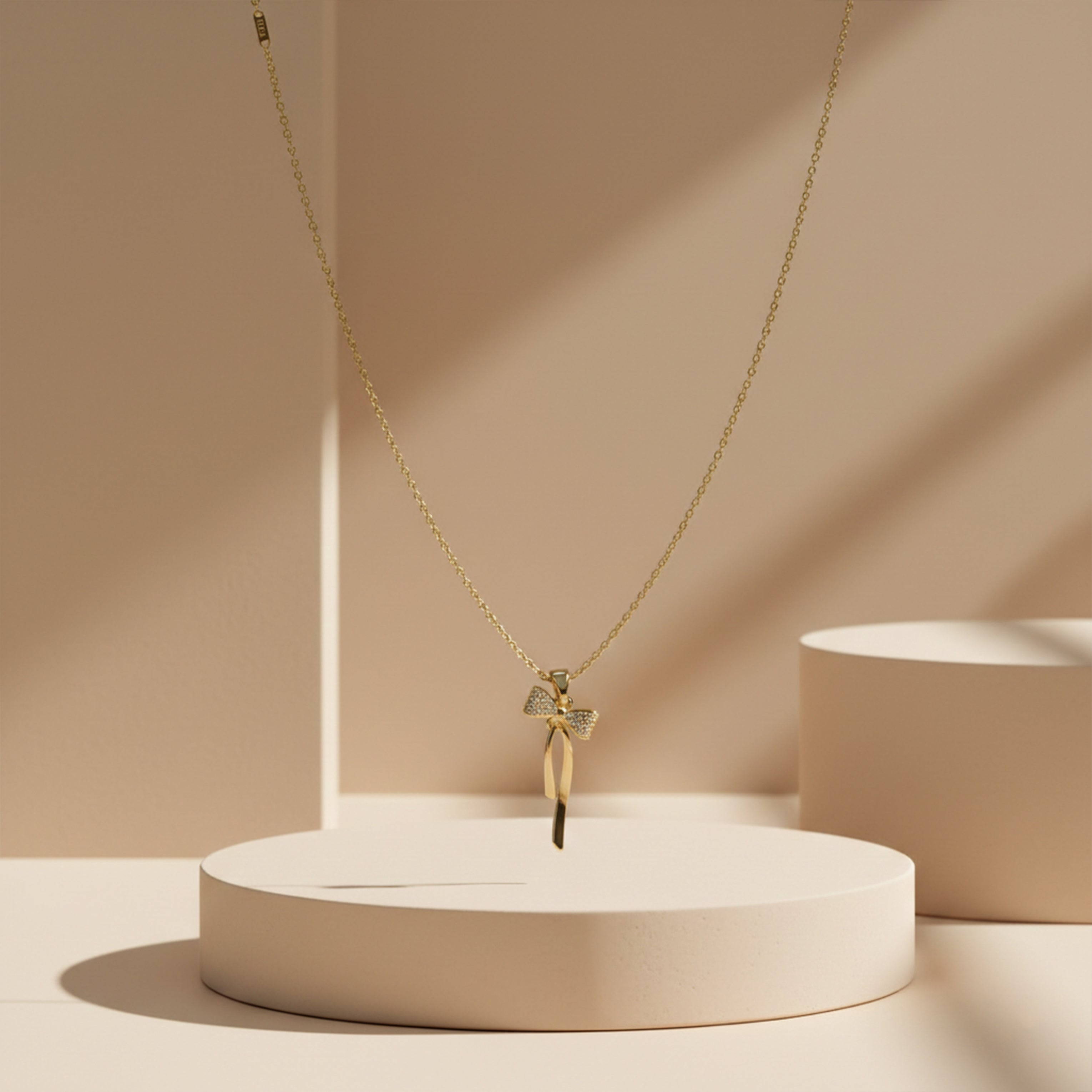 Golden Bow Drop Pendant Necklace GWN -88