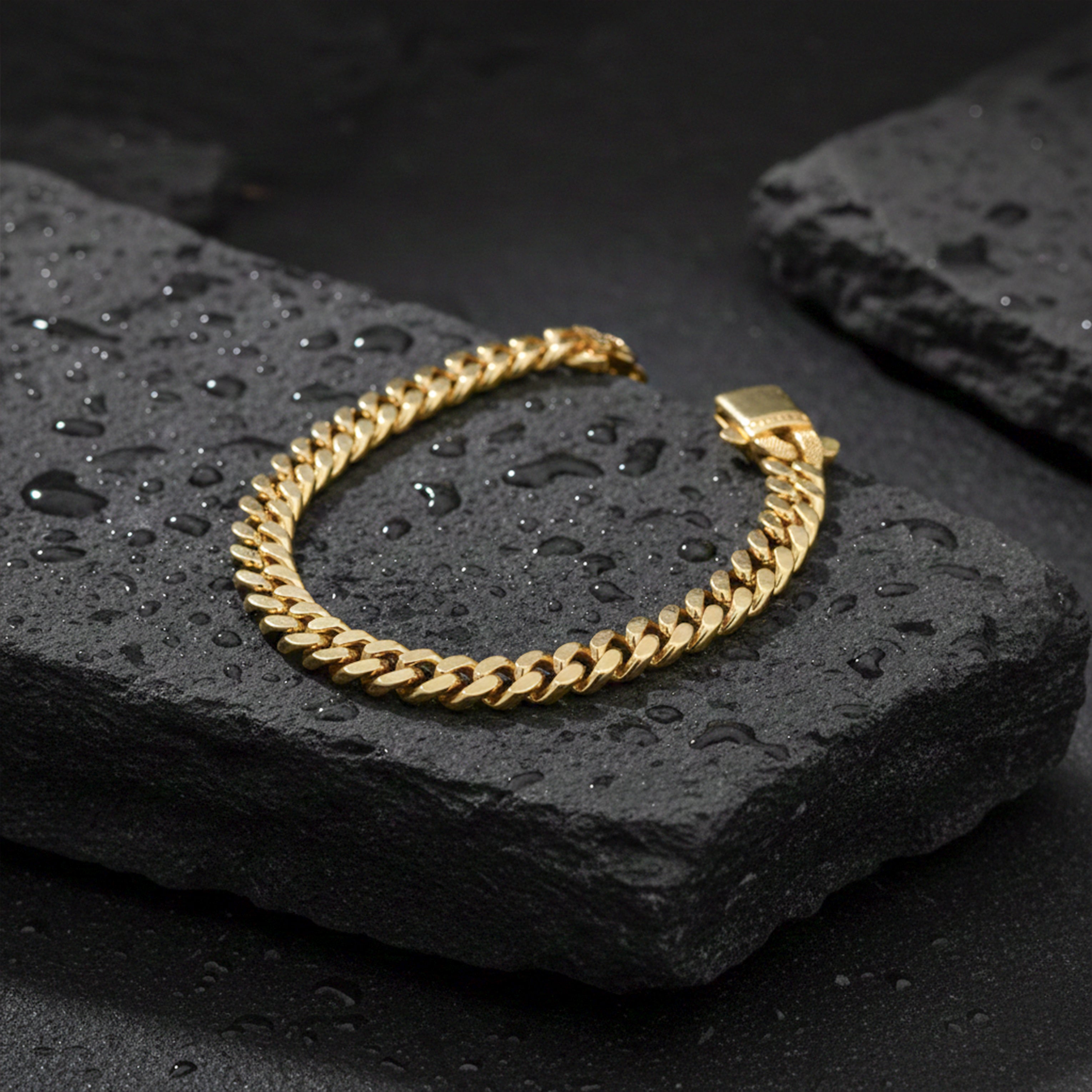 Men’s Gold-Tone Cuban Link Bracelet GMC -12