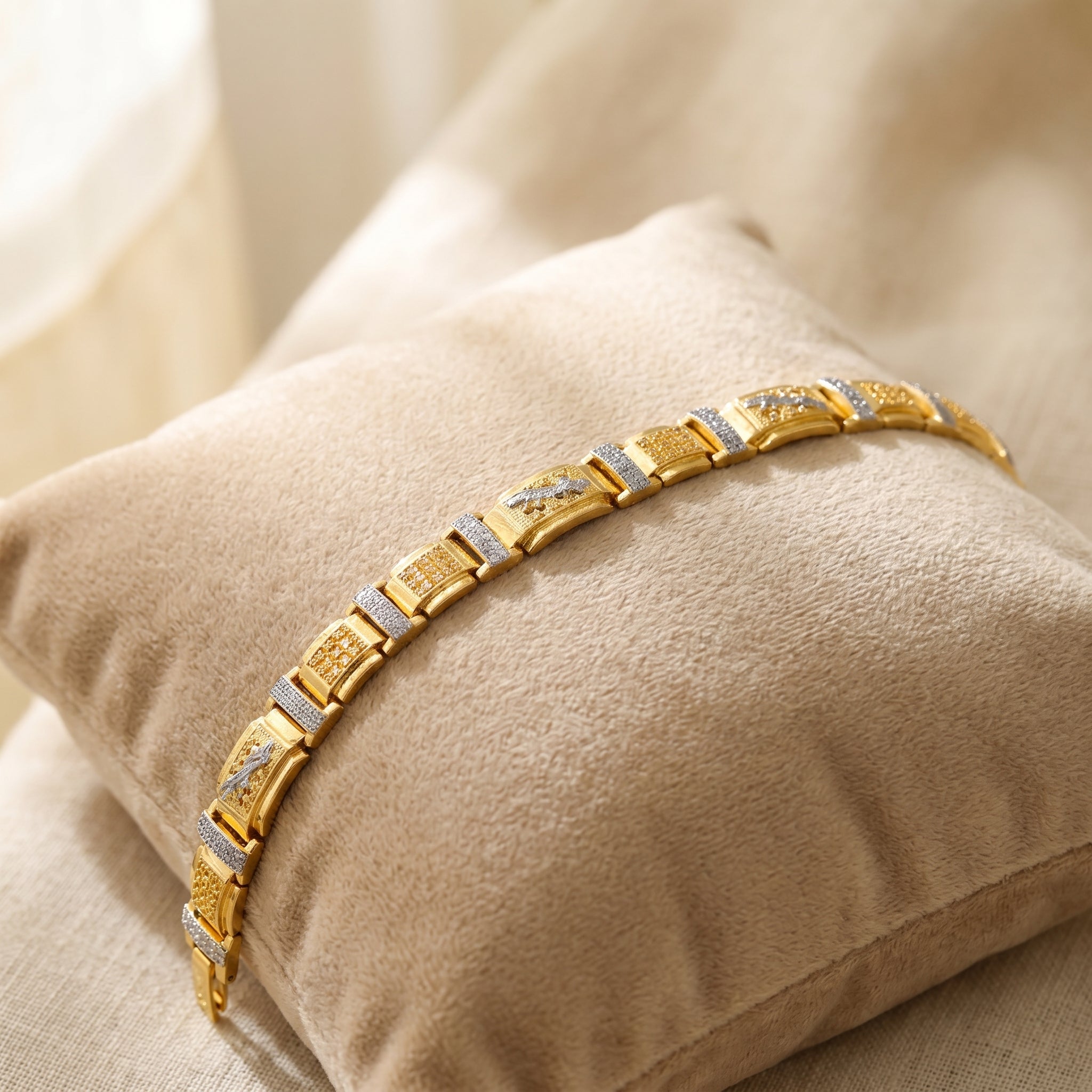 Men’s Two-Tone Textured Link Bracelet GMB -3