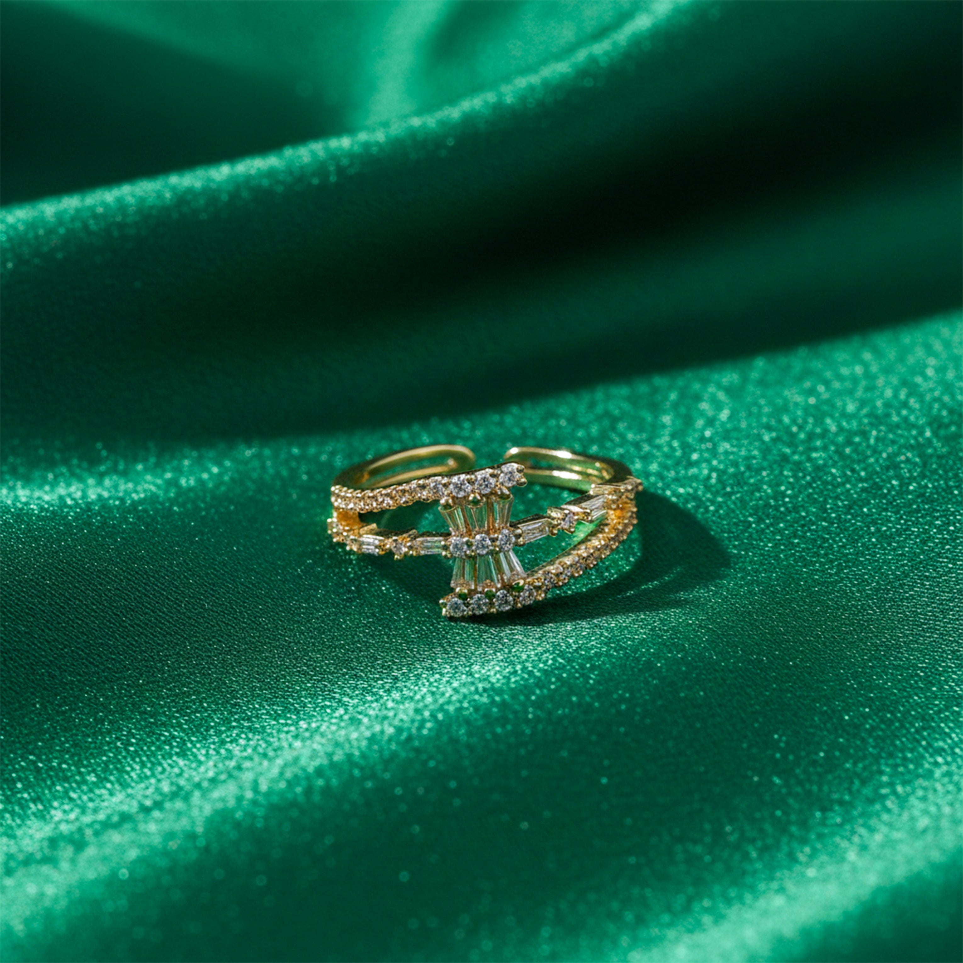 Golden Starburst Adjustable Ring GWR -82