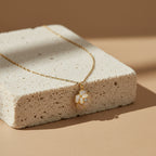White Floral Charm Pendant Necklace GWN -126