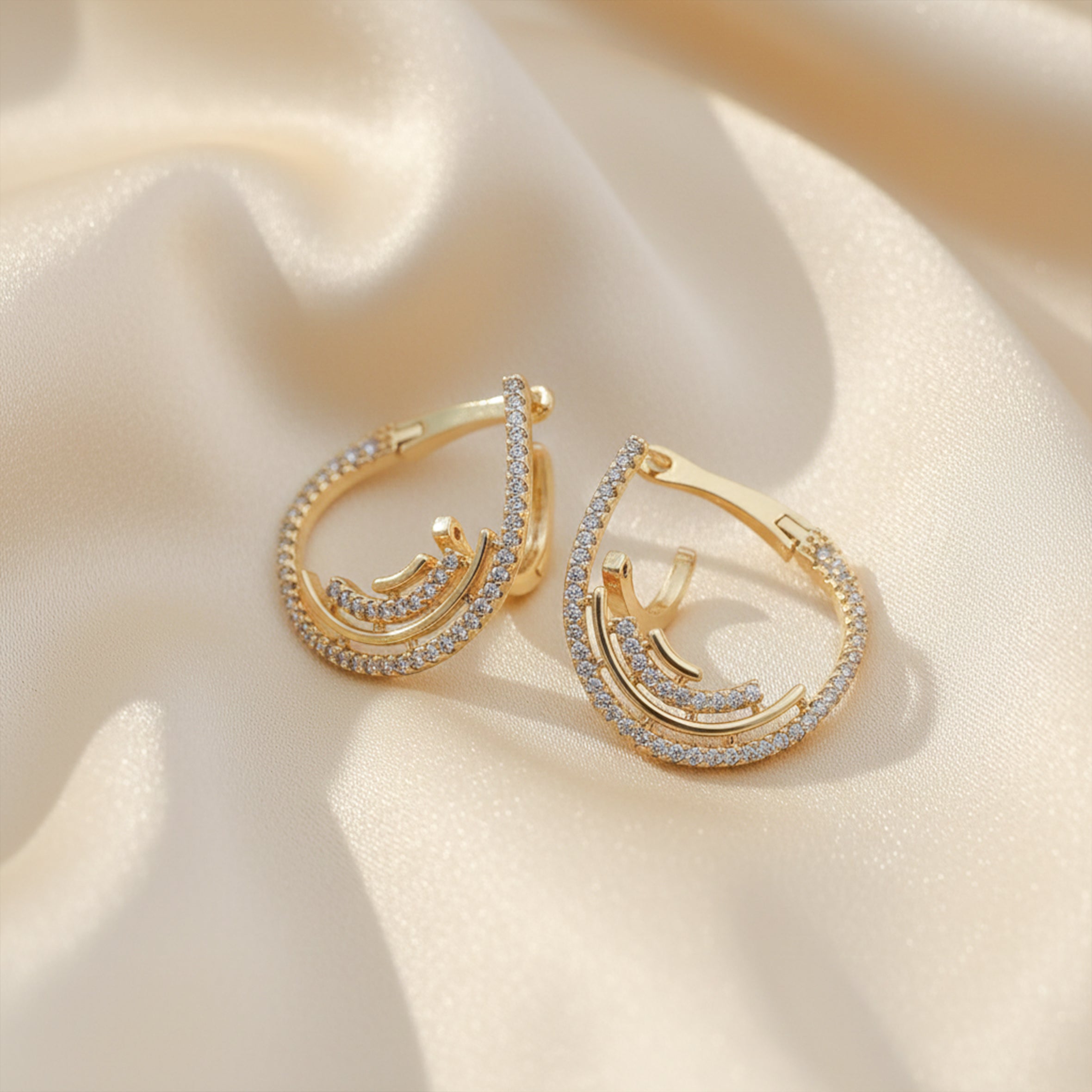 Ruhani Circle Loops Earring GWE -35