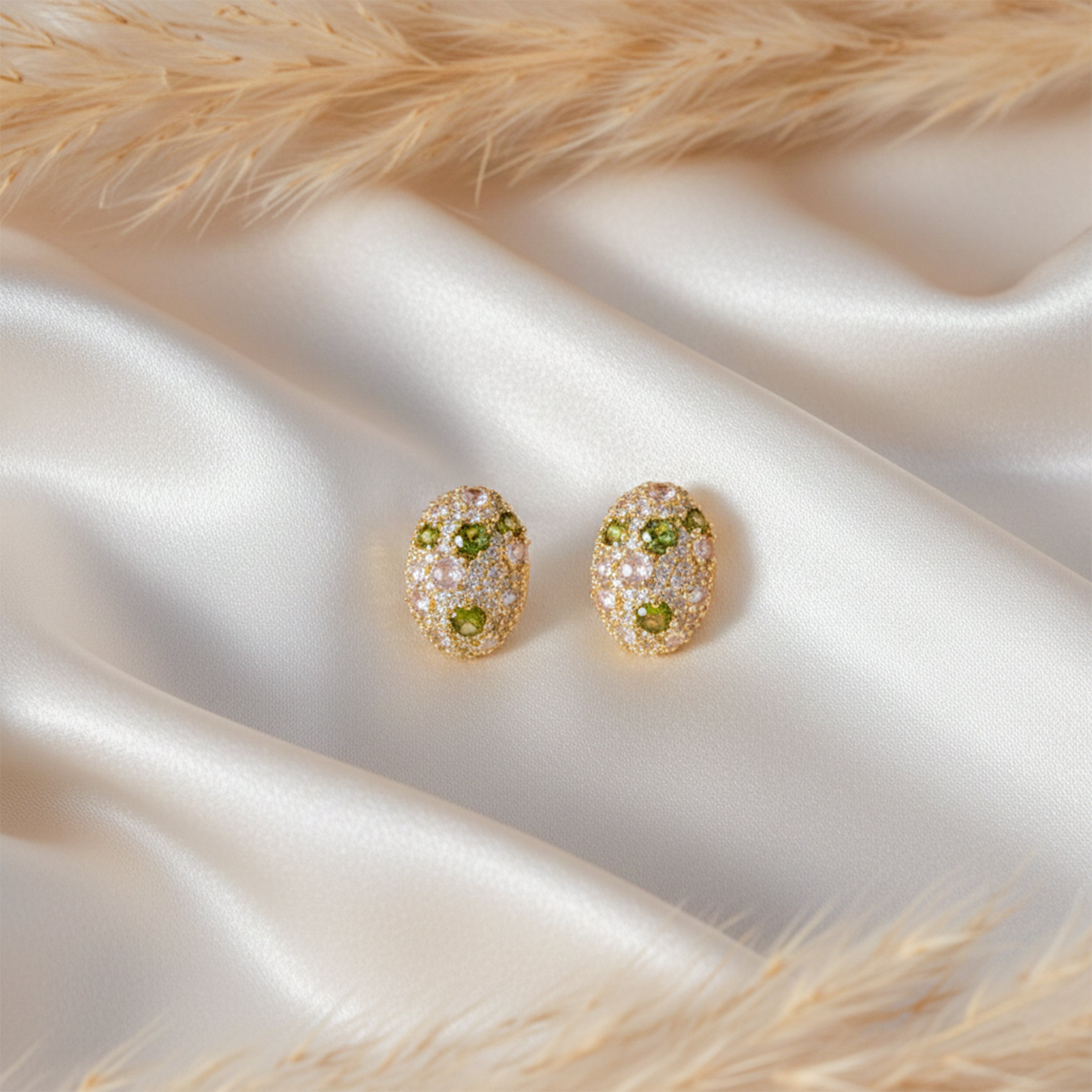 Spark Oval Stud Earrings GWE -124