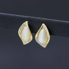 Elegant Teardrop Crystal Stud Earrings GWE -142