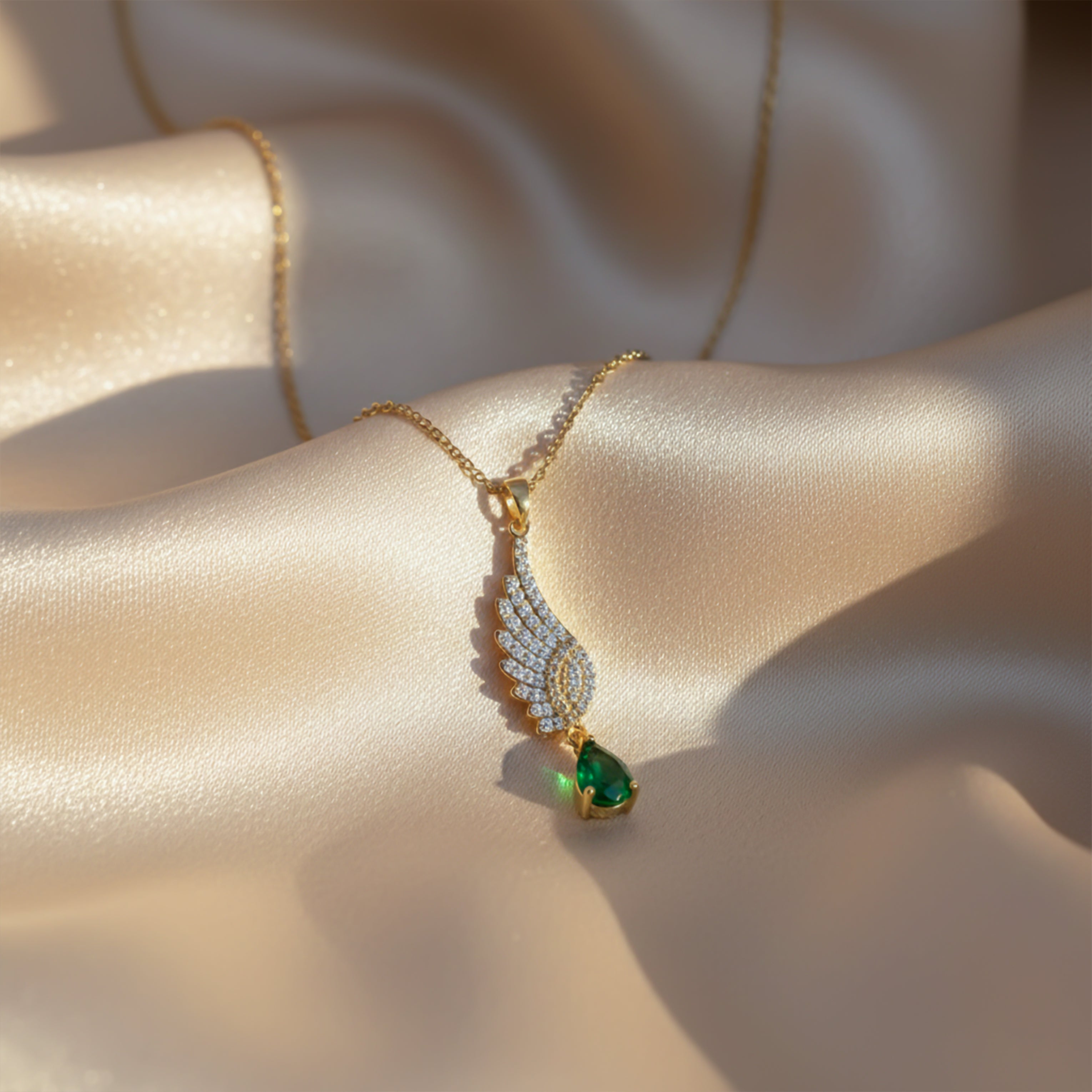 Wing Drop Pendant Necklace GWN -116