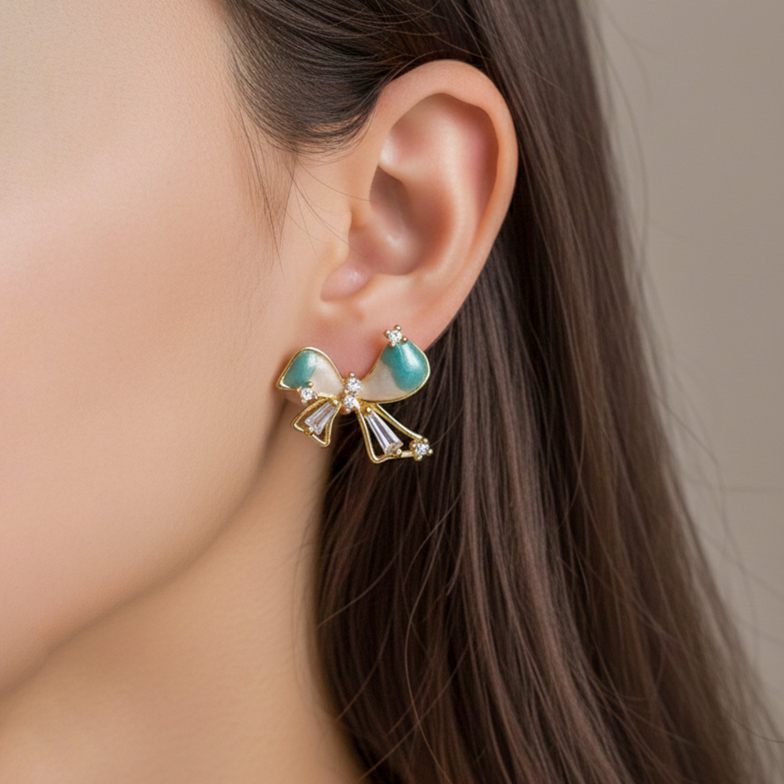 Elegant Bow Stud Earrings GWE -137