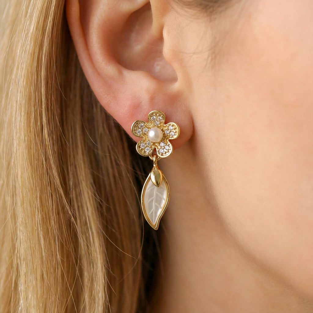 Pearl Leaf Earrings GWE -132