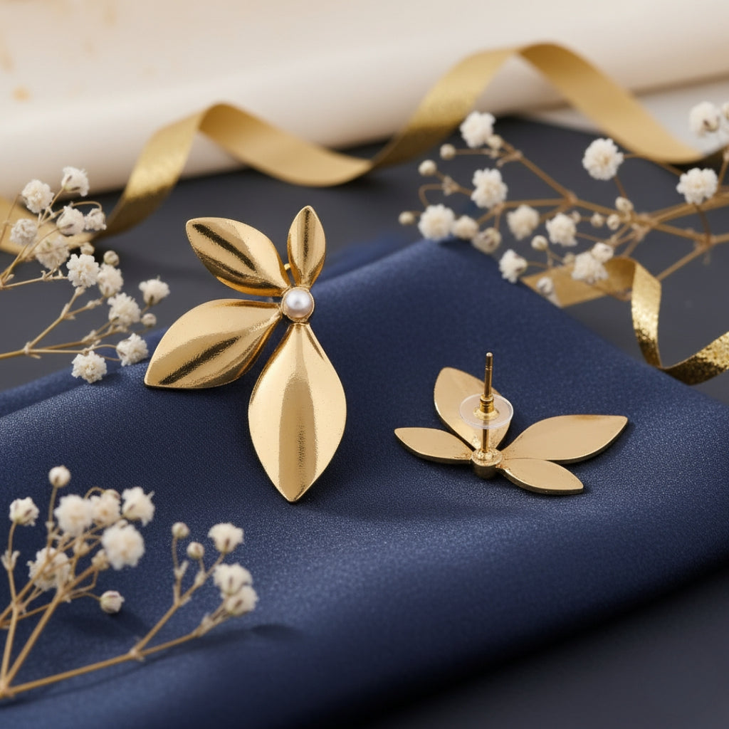 WibeStone Gold Flower Earrings – Elegant Floral Design for Everyday Luxury
