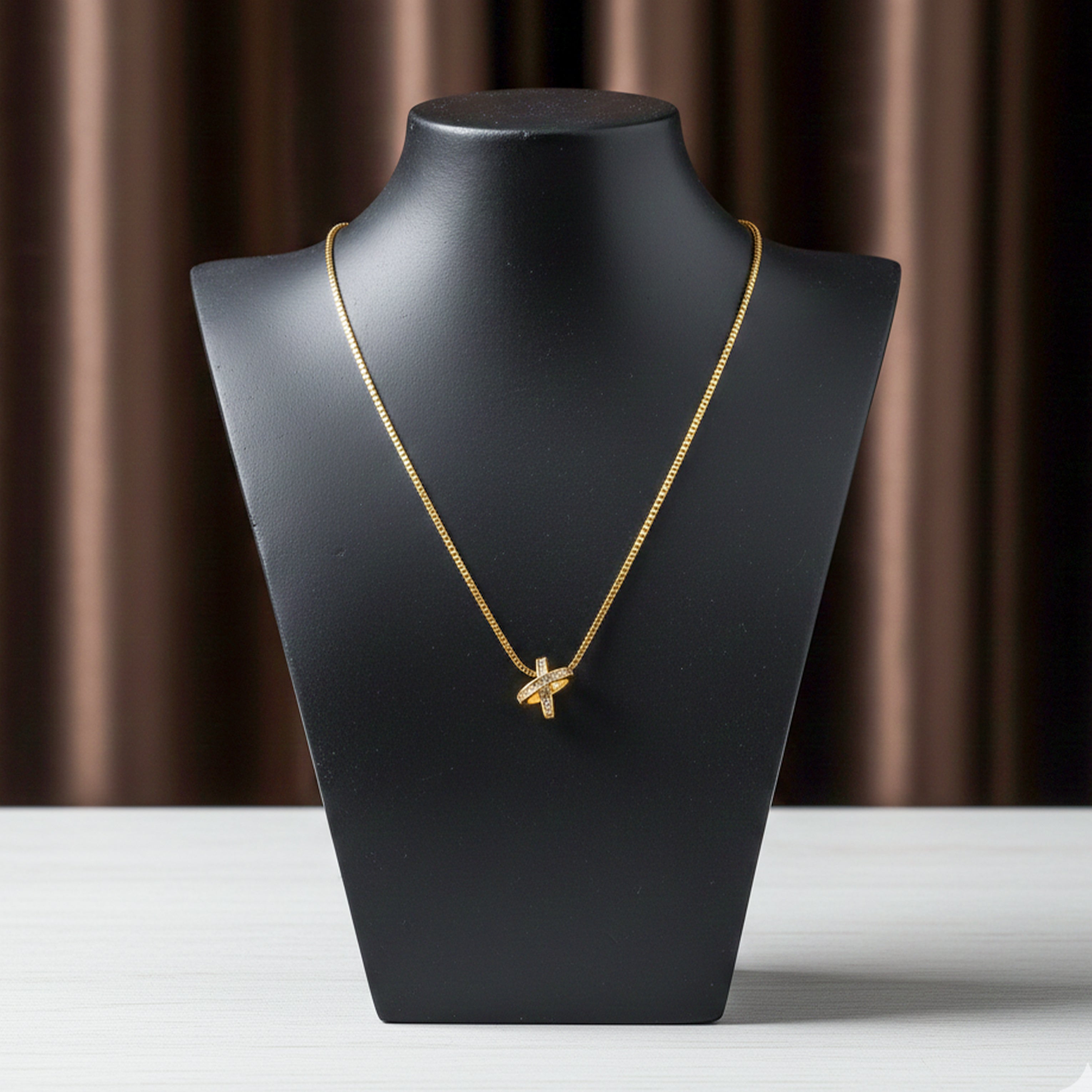 Golden Criss-Cross Spark Pendant Necklace GWN -59