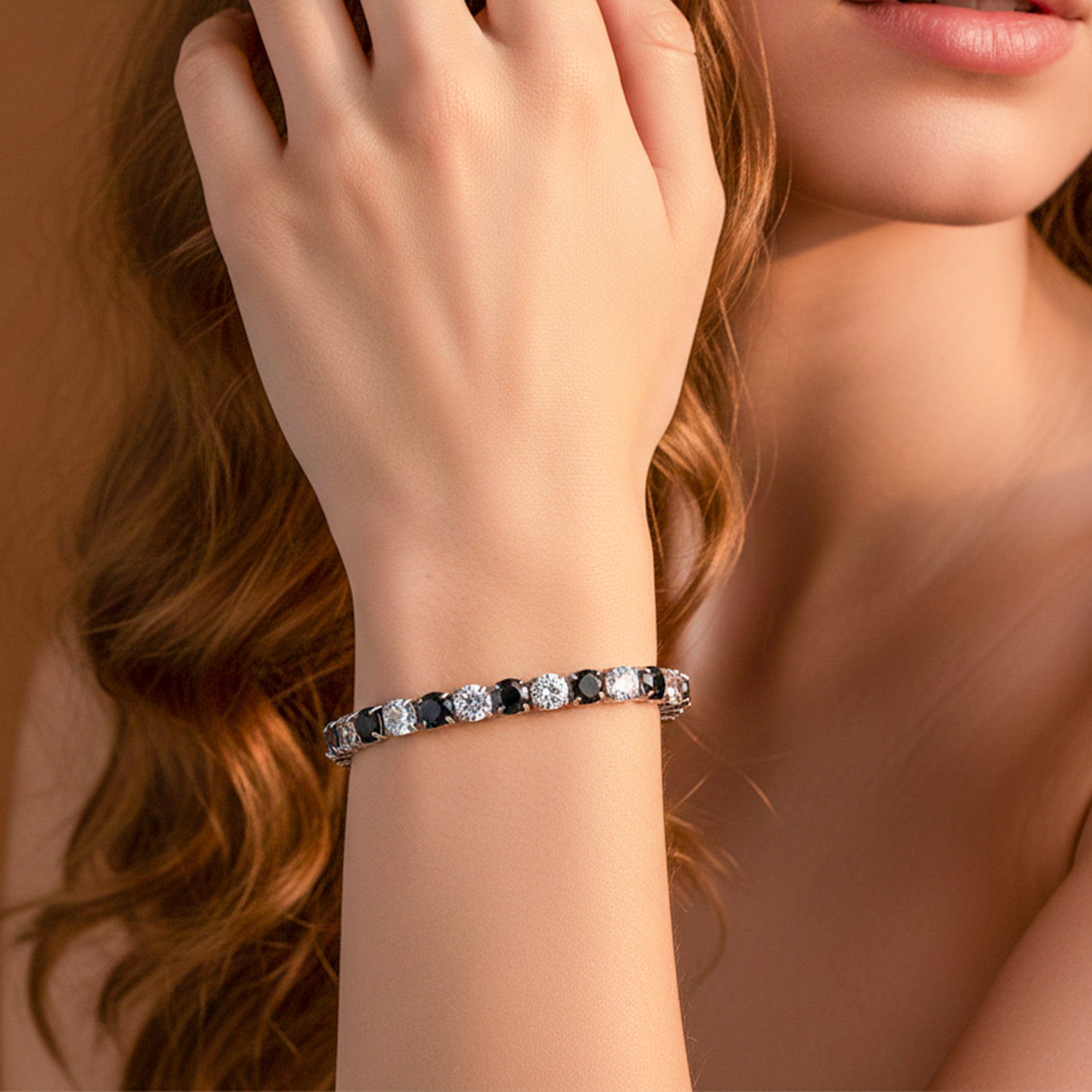 Black & White Crystal Bracelet GWB -57