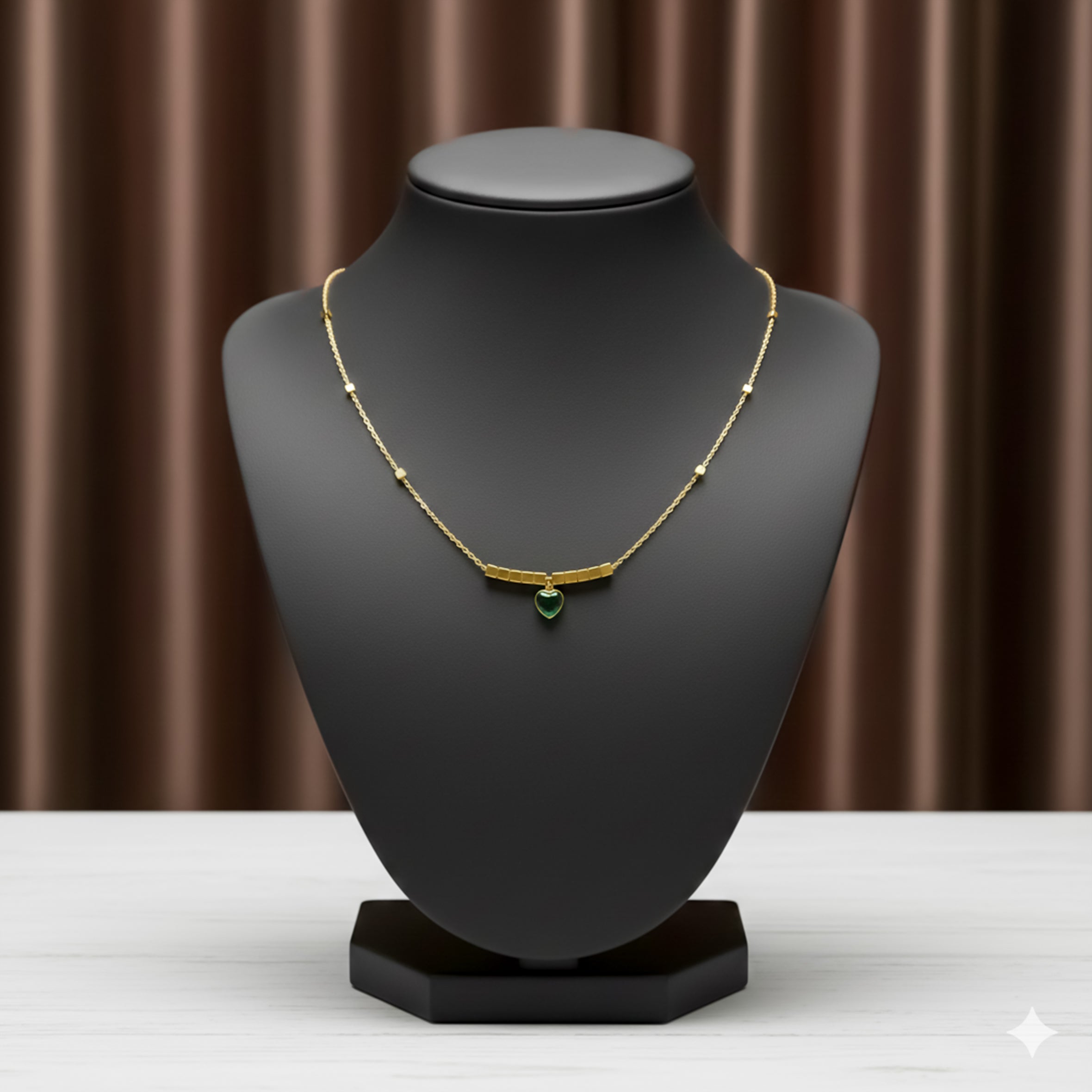 Emerald-Green Heart Women Neckless GWN -70