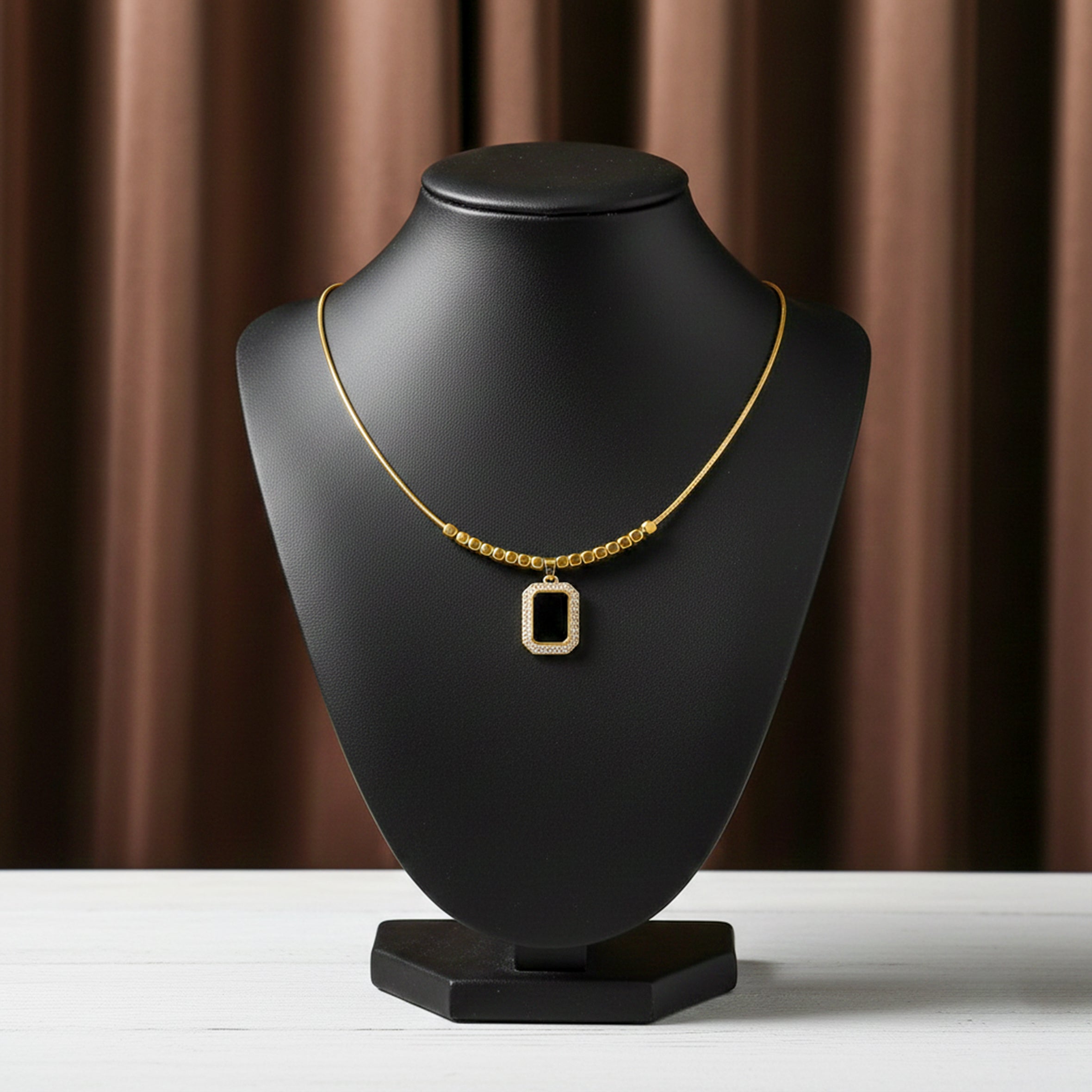 Modern Black Enamel Women Neckless GWN -114