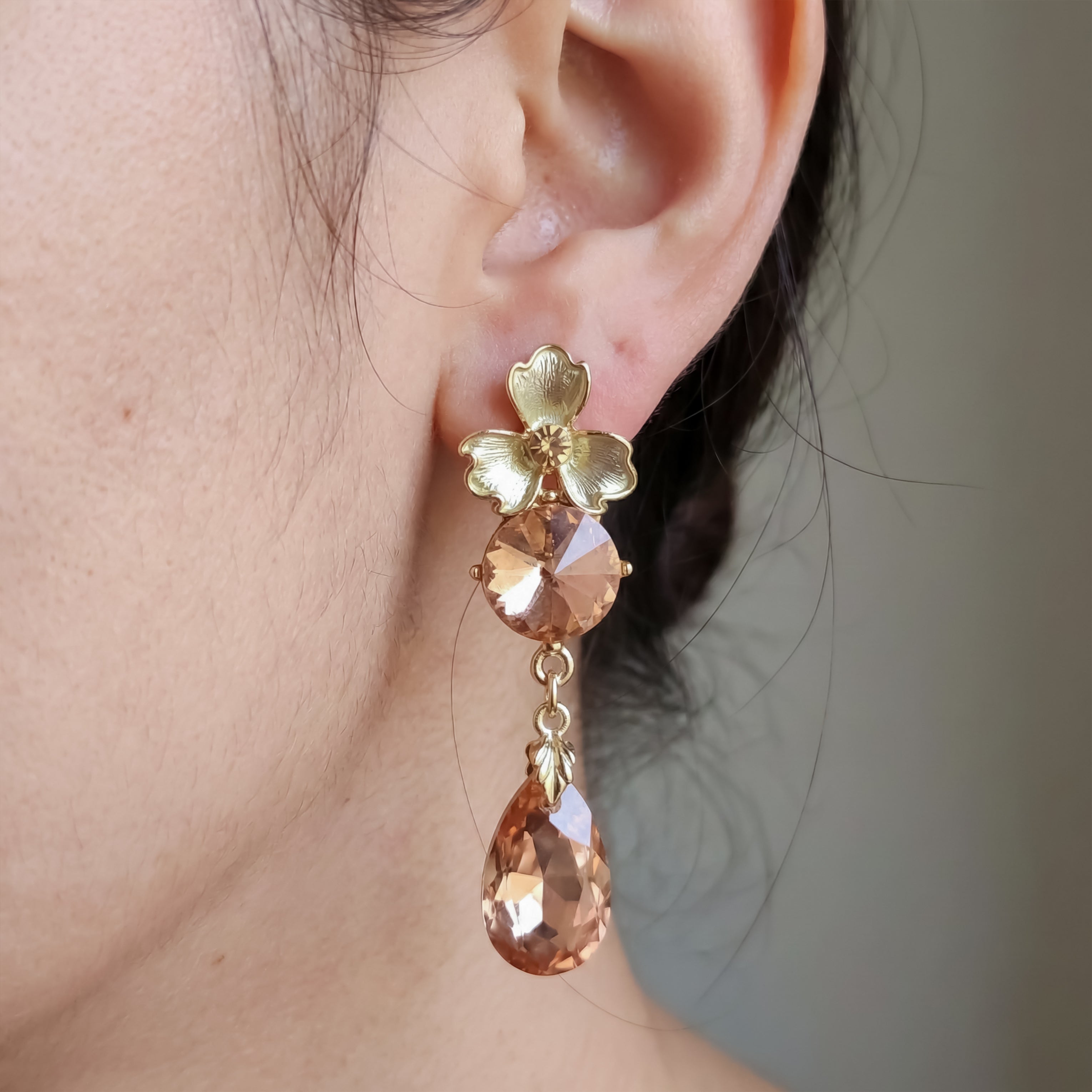 Peach Crystal Earrings GWE -192