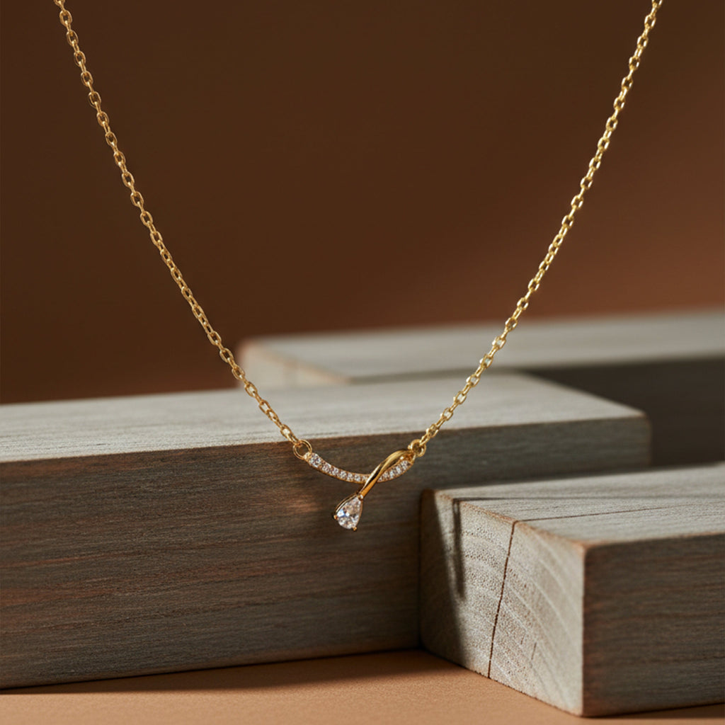 Liora drop Neckless GWN -4