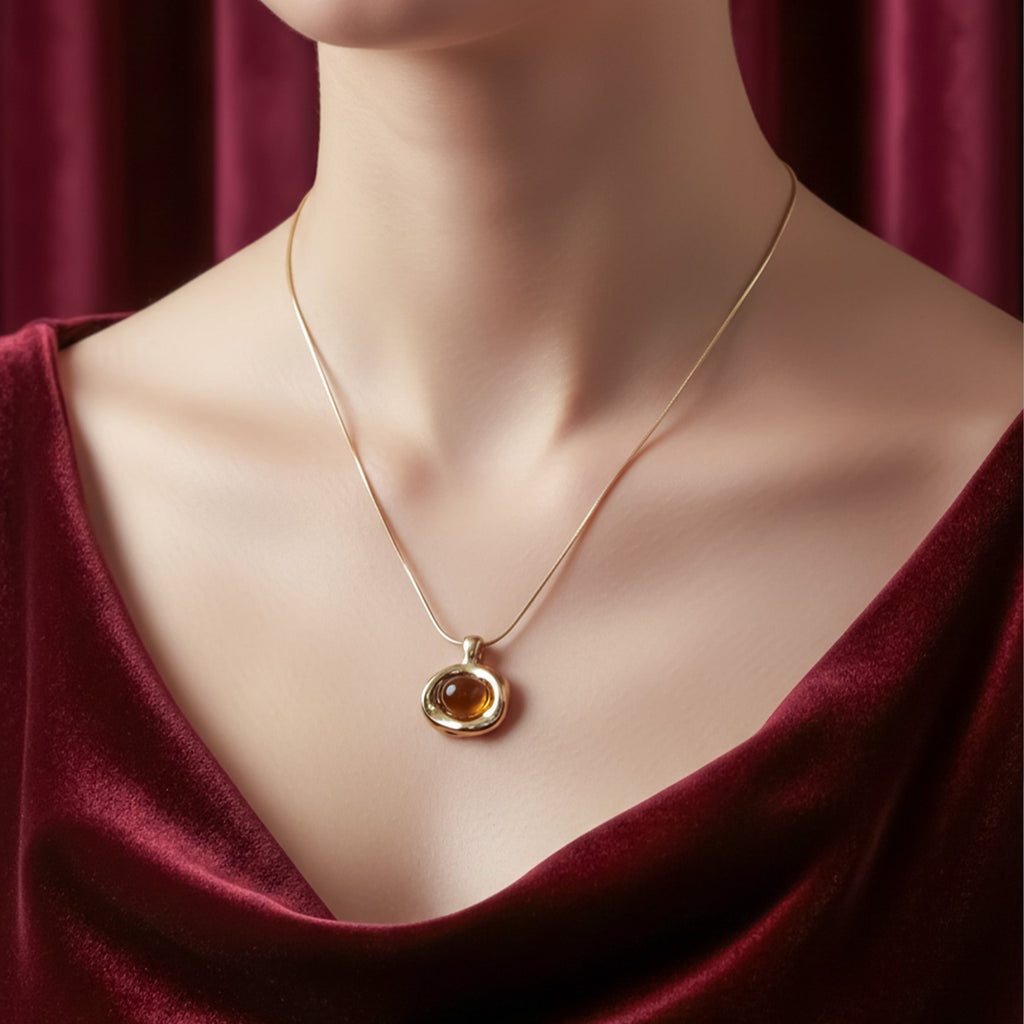 Amber Gold Pendant Necklace GWN -66