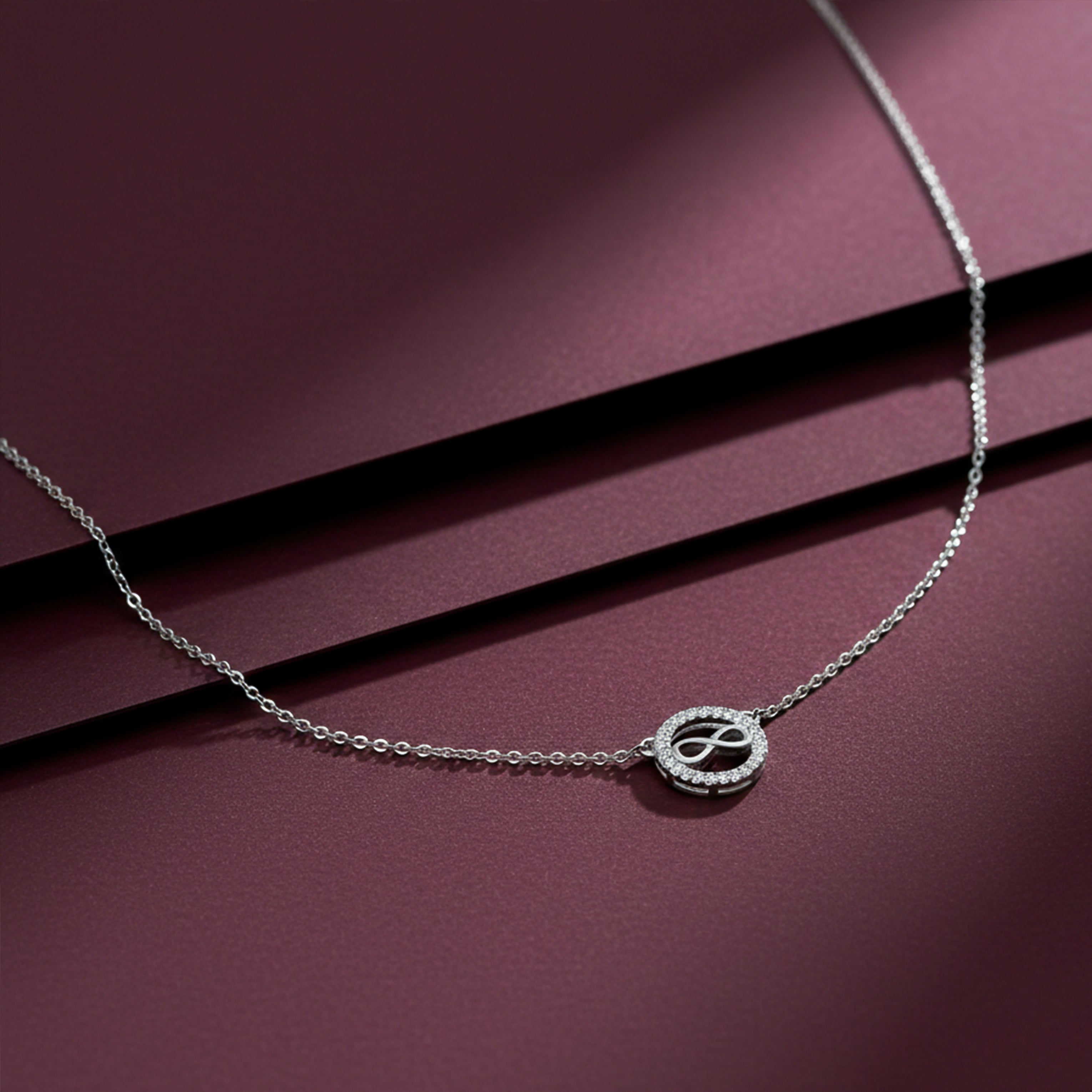 Halo Pendant Necklace GWN -49