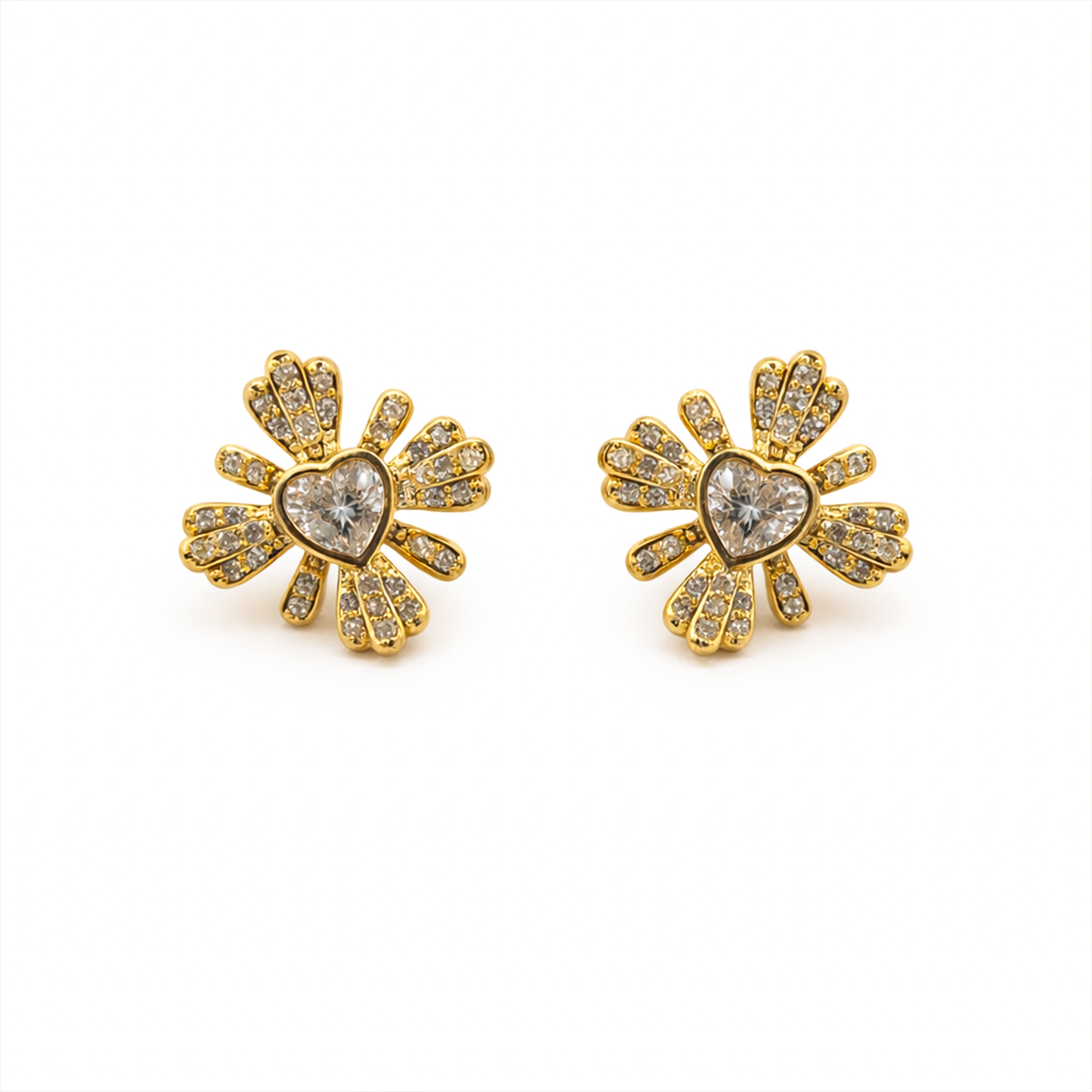 Heart Bloom Stud Earrings GWE -105