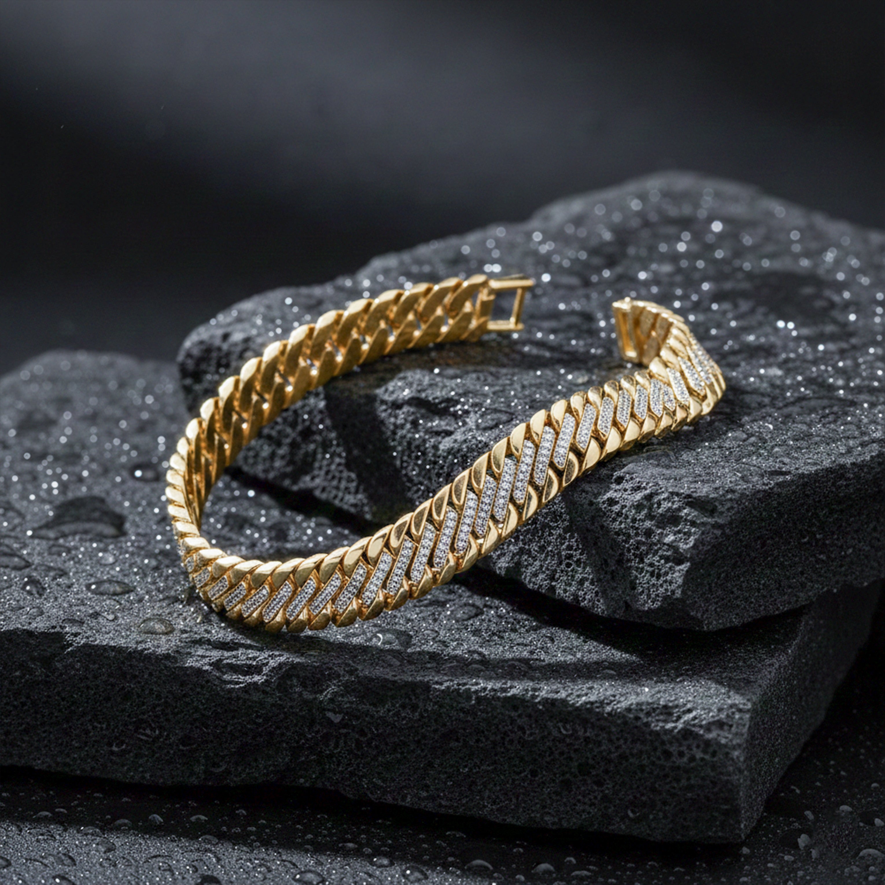 Men’s Gold-Tone Cuban Link Bracelet GMB -8