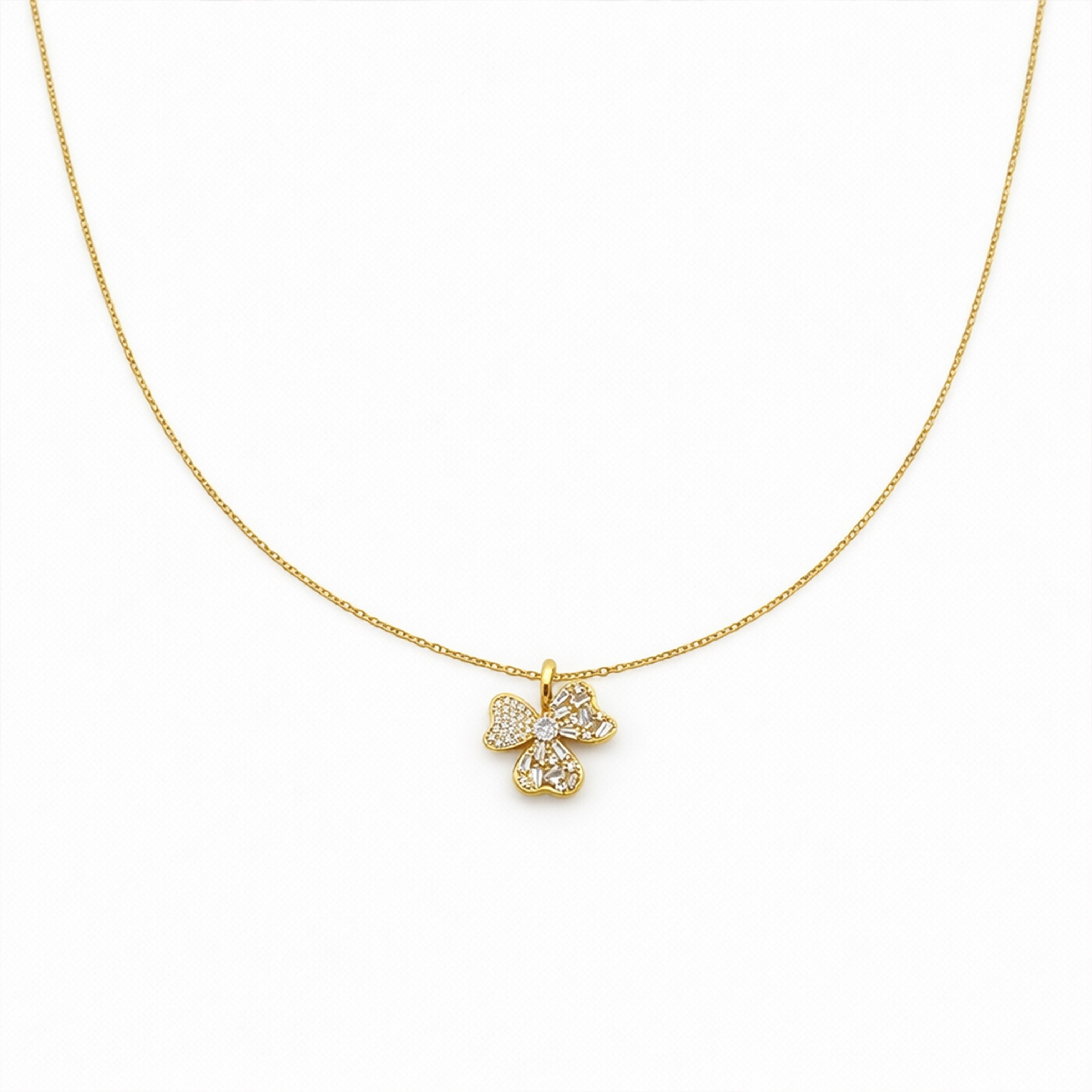 Crystal Clover Pendant Necklace GWN -125