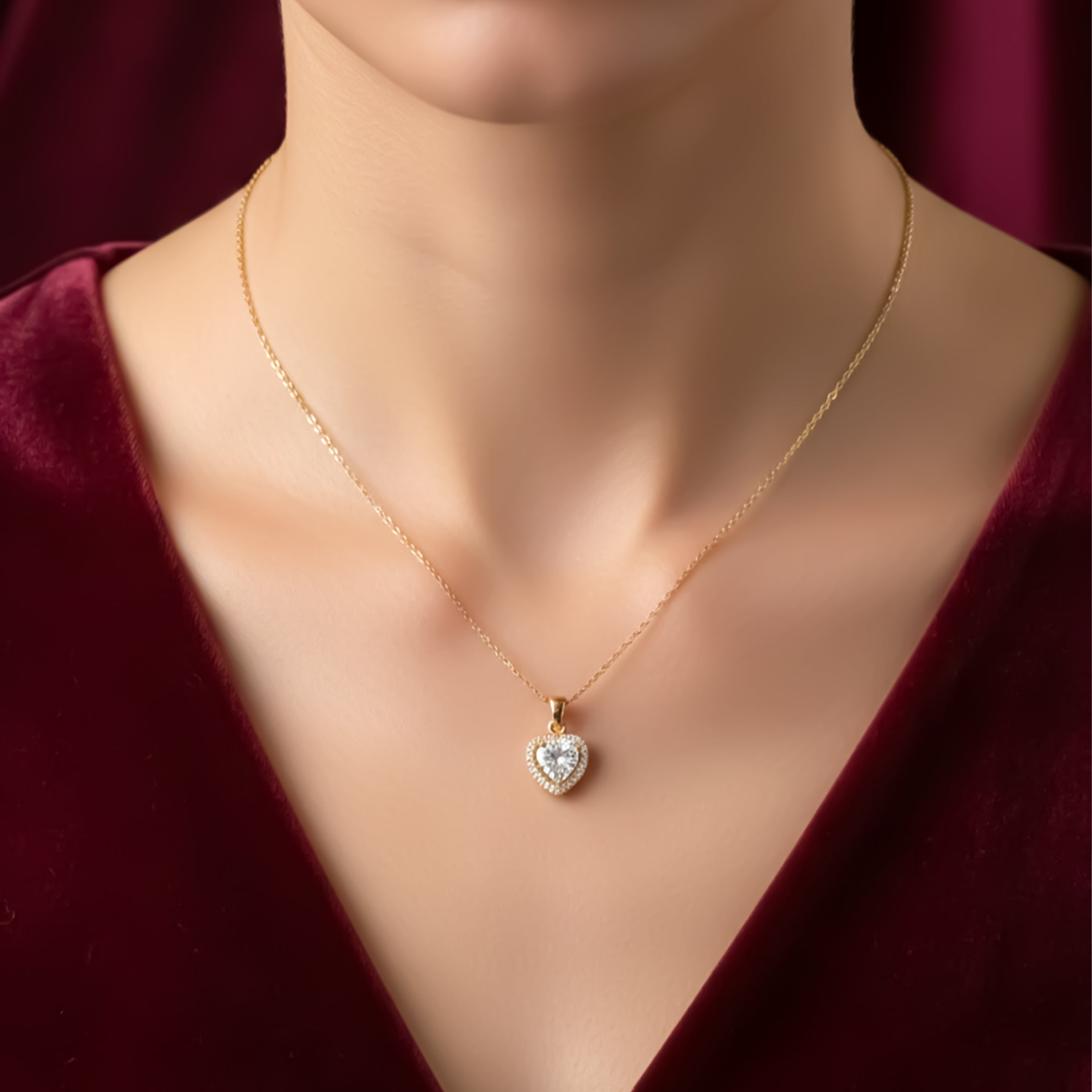Brilliant Heart-Cut Crystal Women Neckless GWN -75