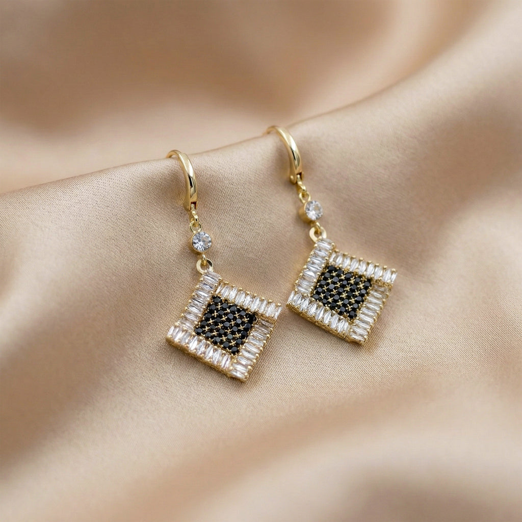 Black & White Crystal Square Drop Earrings GWE -150