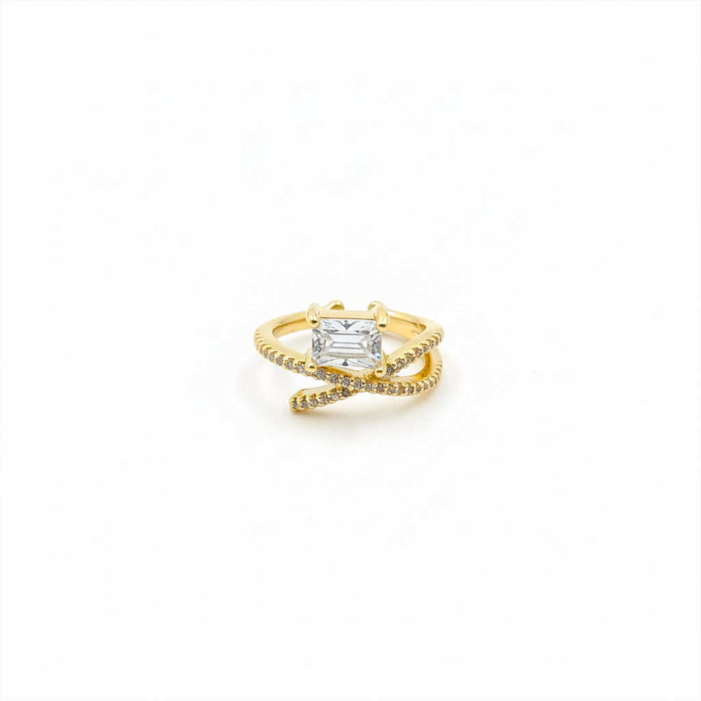 Golden Emerald Cut Twist Ring GWR -29
