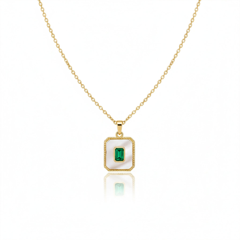 Vintage-Inspired Emerald Women Neckless GWN -94