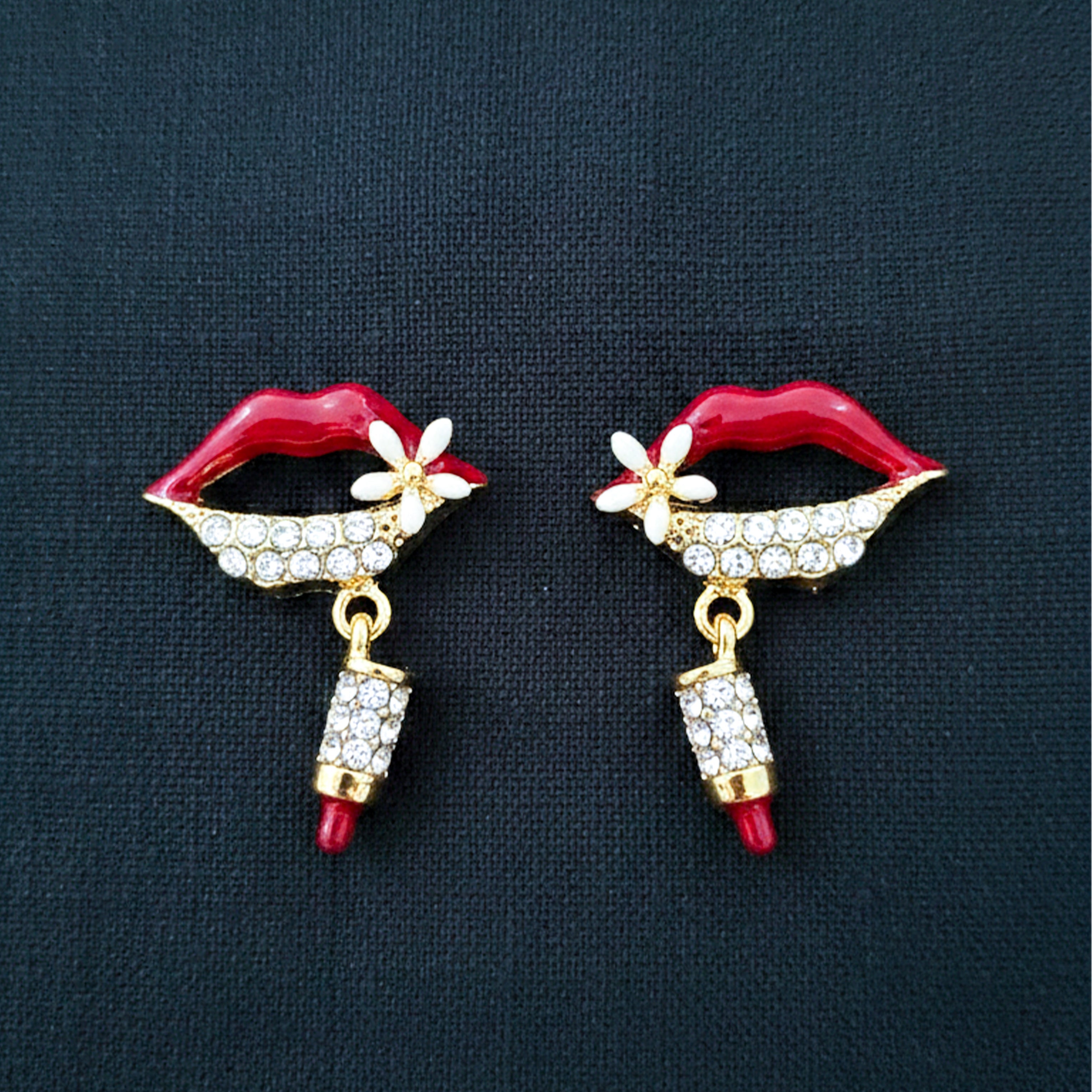 Red Lips Crystal Drop Earrings GWE -98