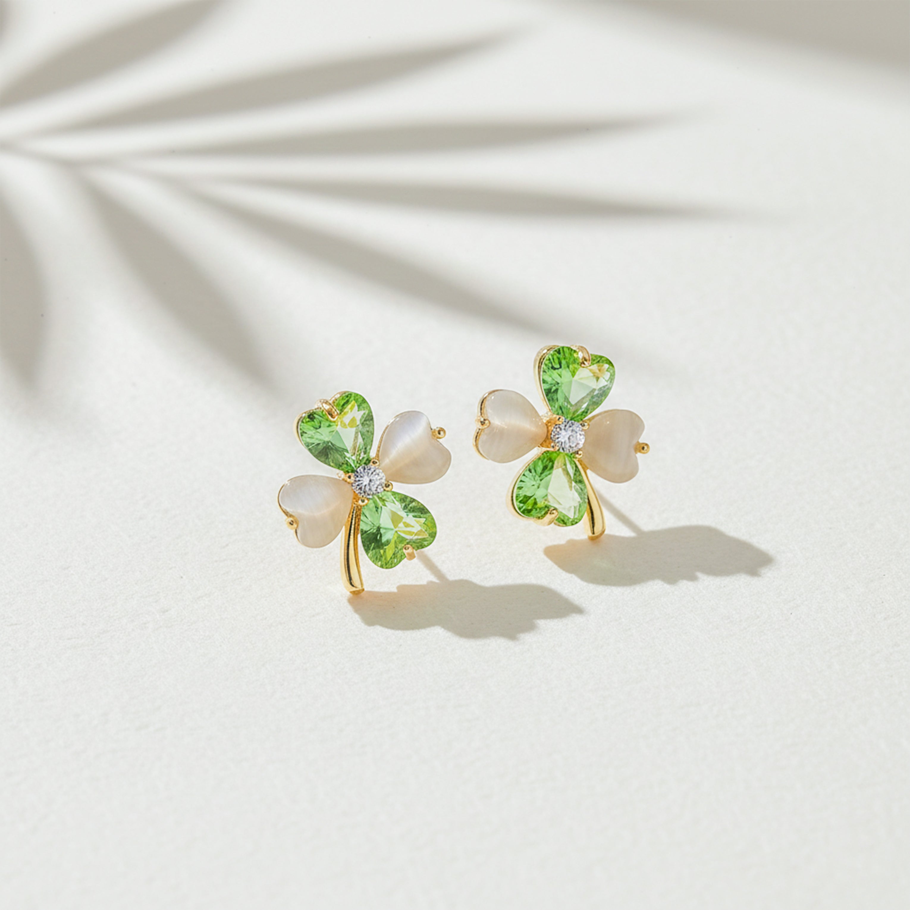 Green Clover Crystal Stud Earrings GWE -112