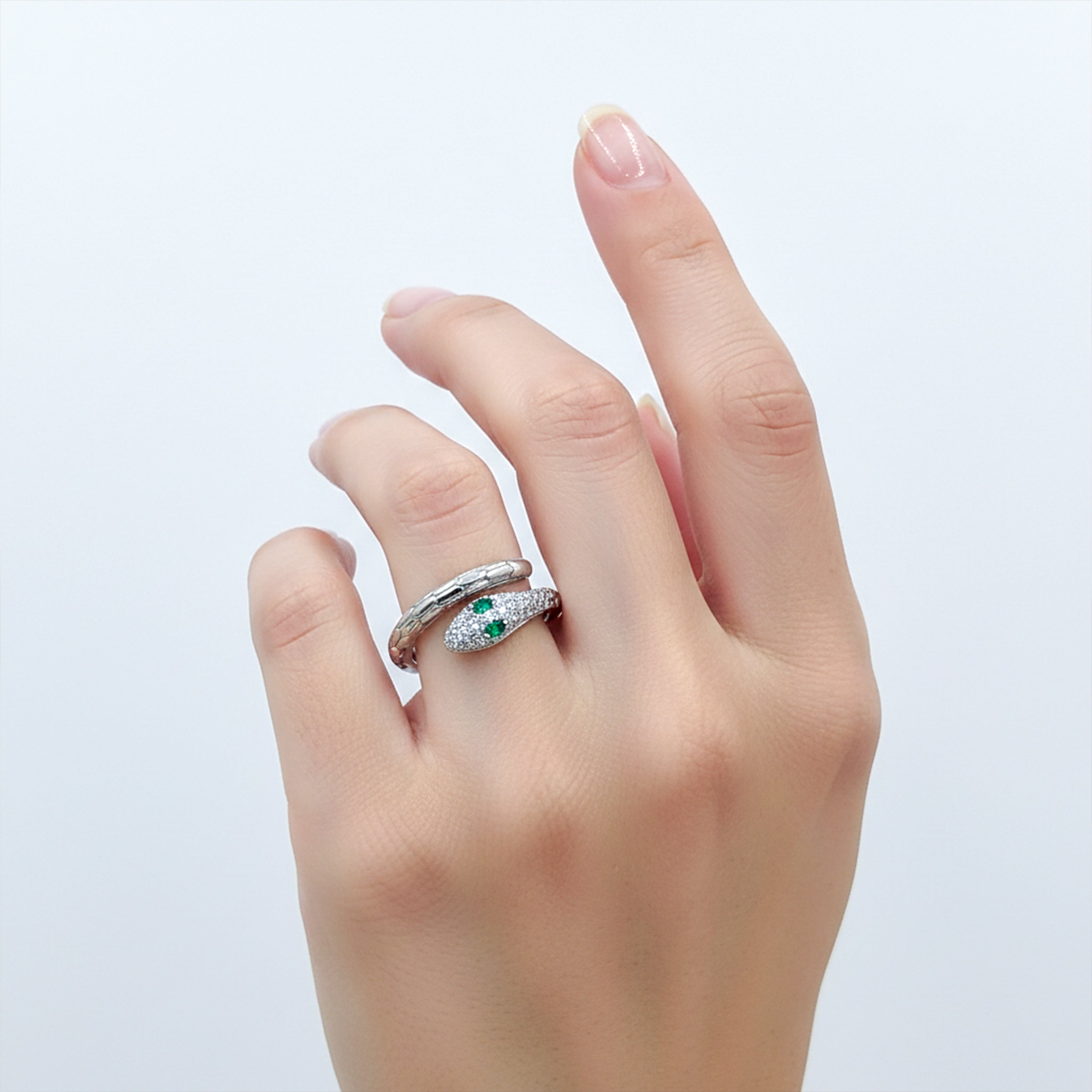 Emerald Eyes Snake Ring GWR -77