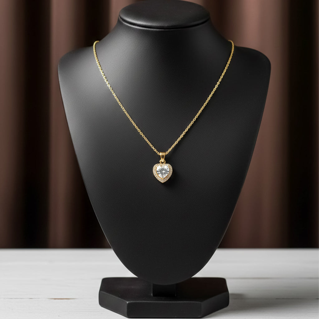 Brilliant Heart-Cut Crystal Women Neckless GWN -75