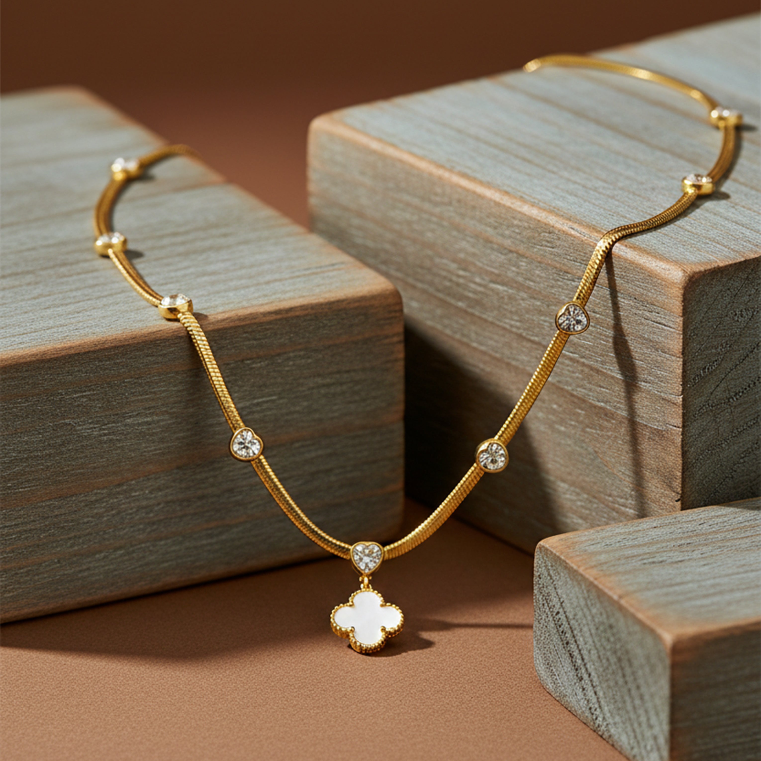 Ira Clover Necklace GWN -2