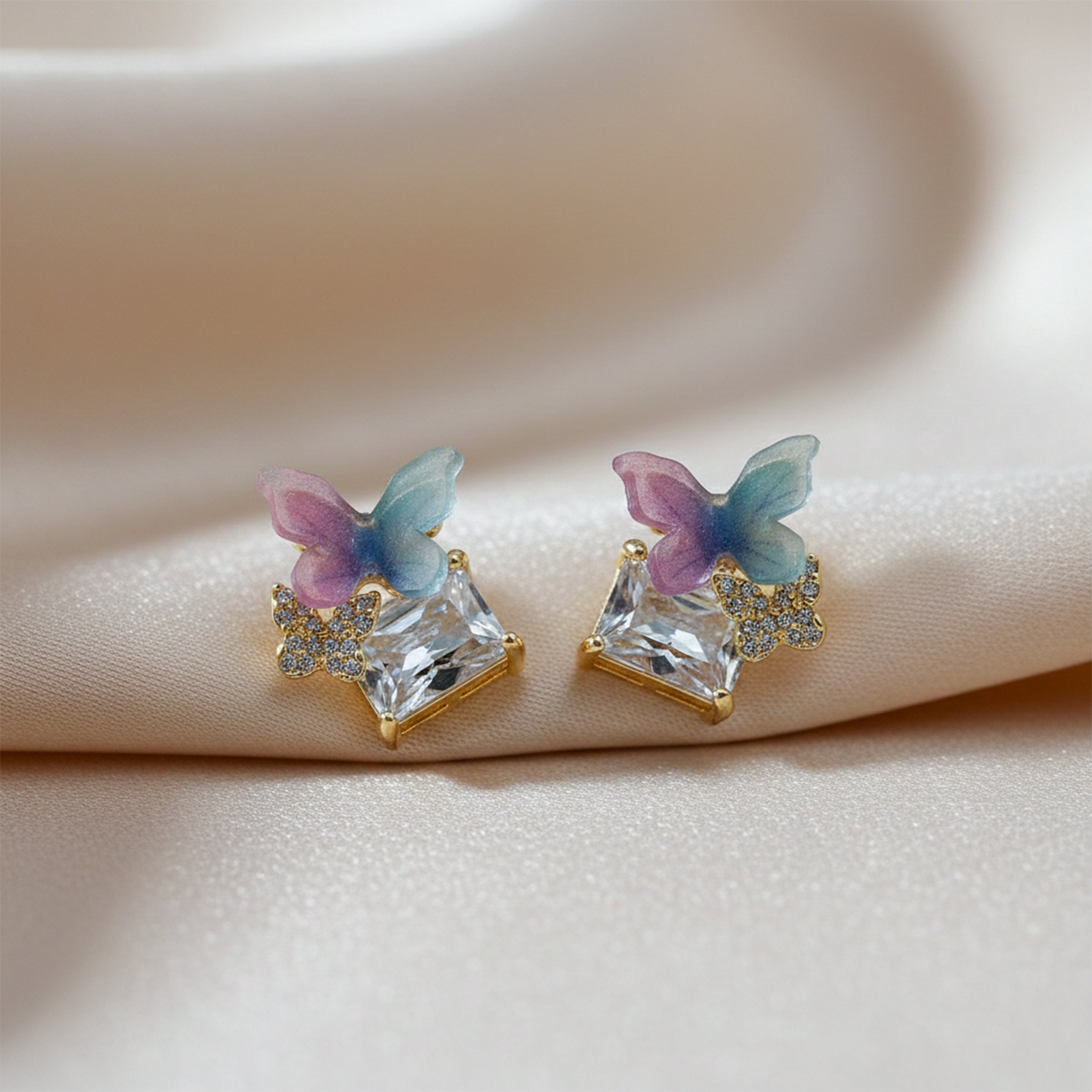 Butterfly Crystal Stud Earrings GWE -128