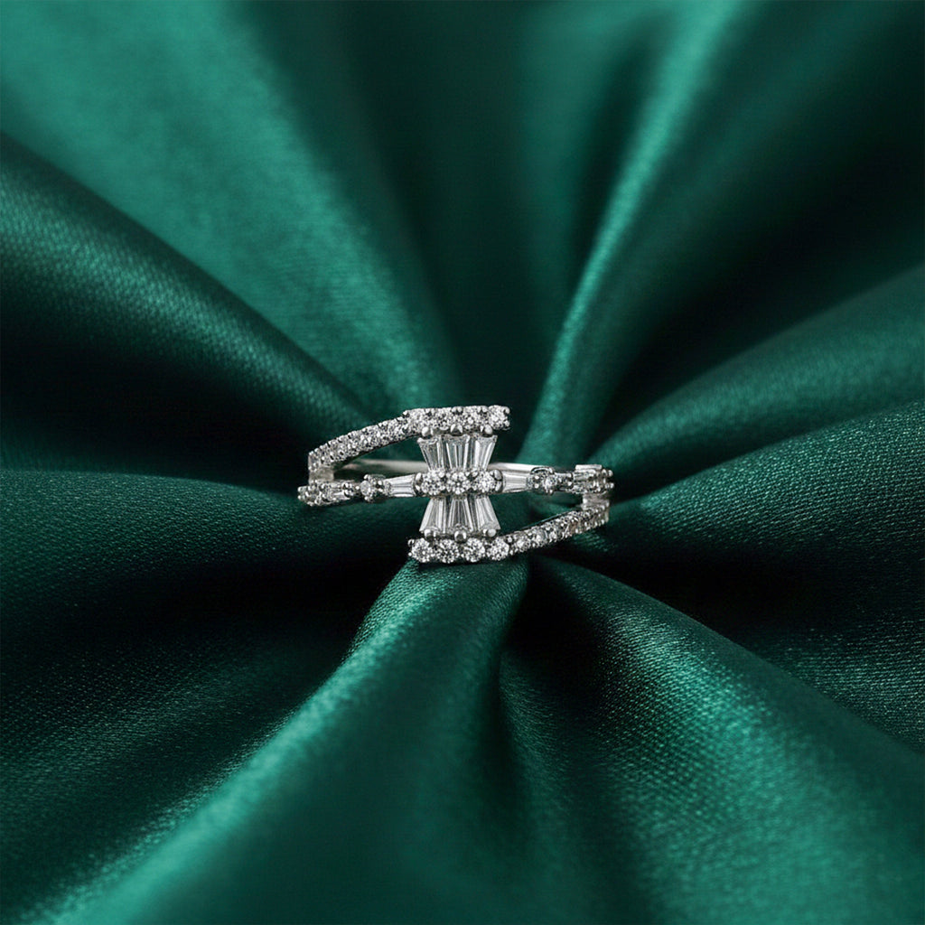 Silver Radiance Bow Ring GWR -55