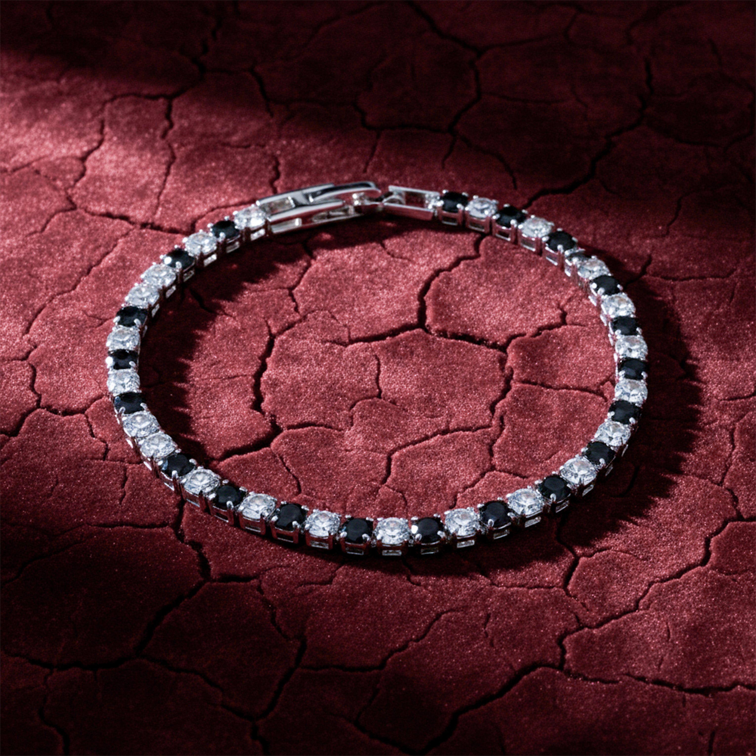 Black & White Diamond Bracelet GWB -119