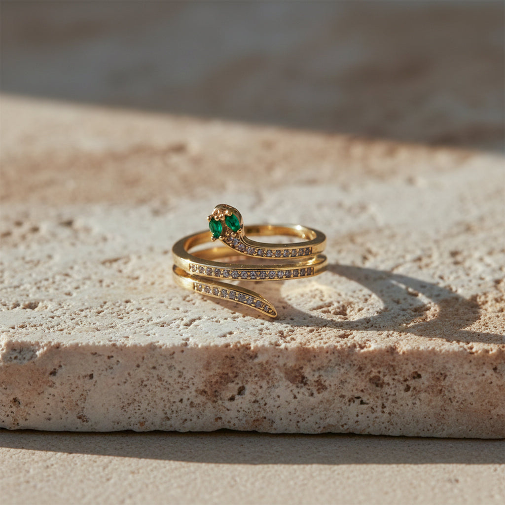 Gold Emerald Snake Ring GWR -59