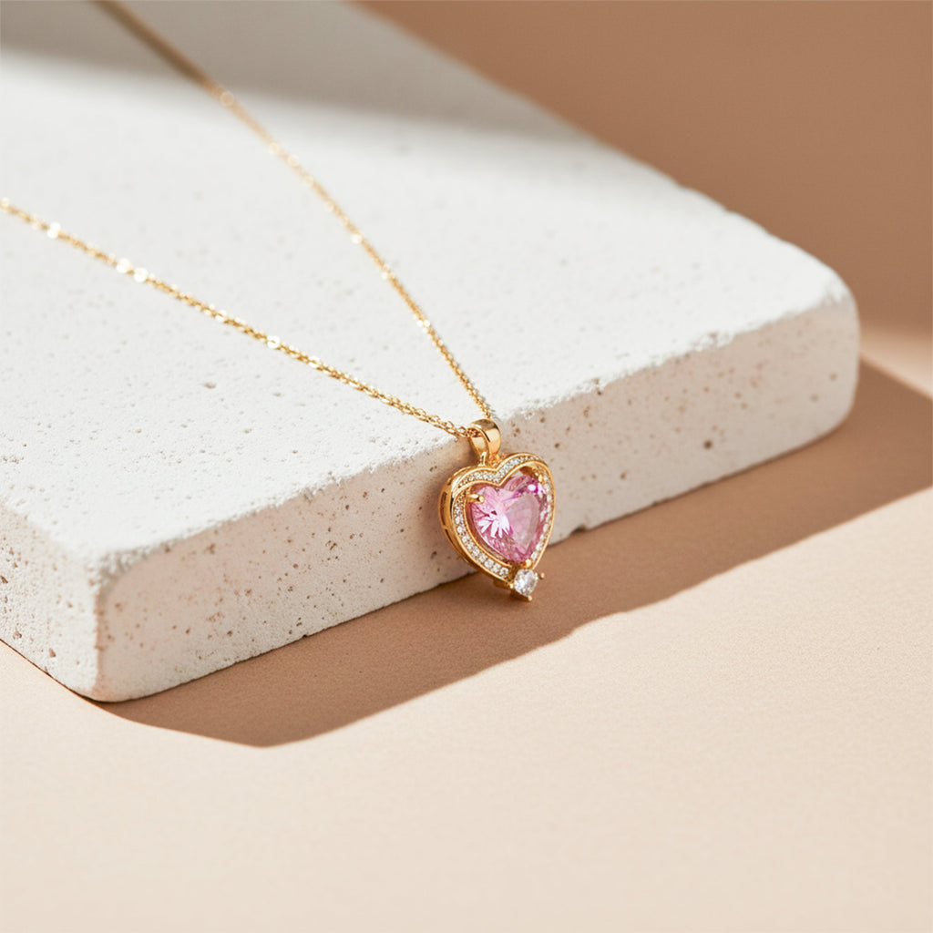 Heart Crystal Pendant Necklace GWN -141