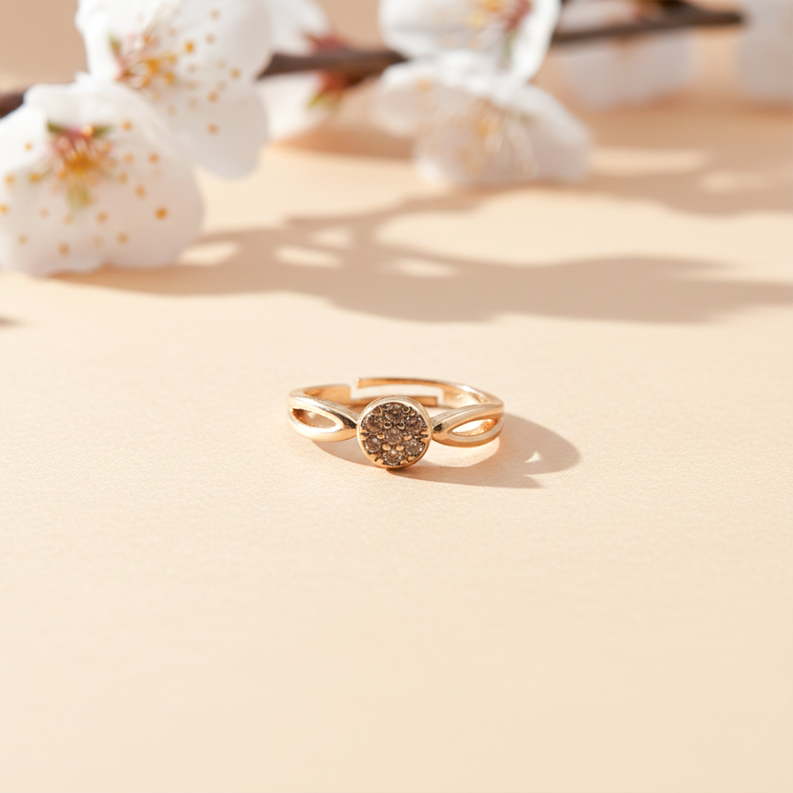 Golden Halo Charm Ring GWR -13
