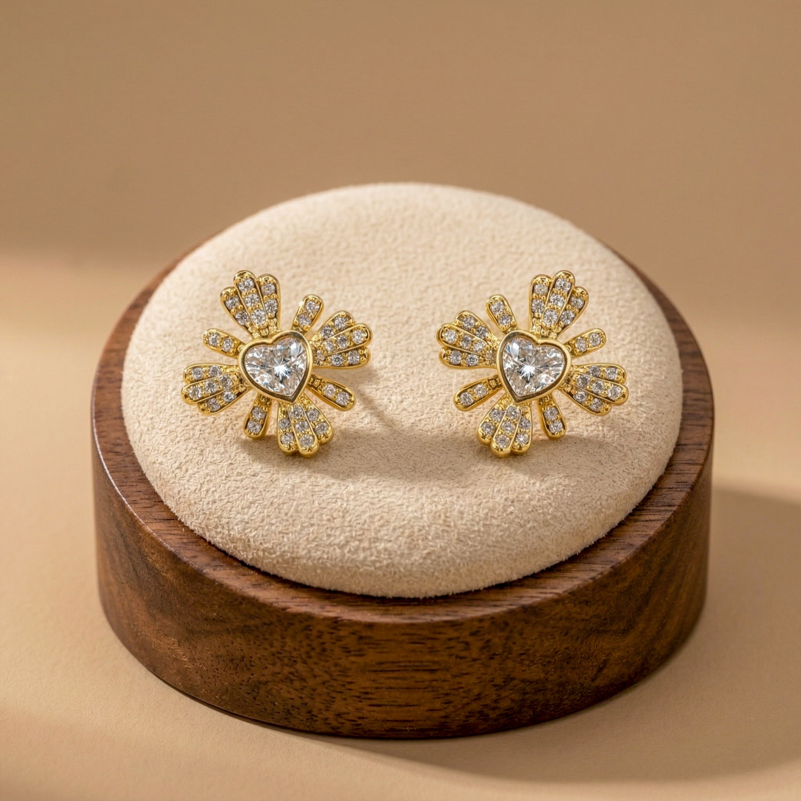 Heart Bloom Stud Earrings GWE -105