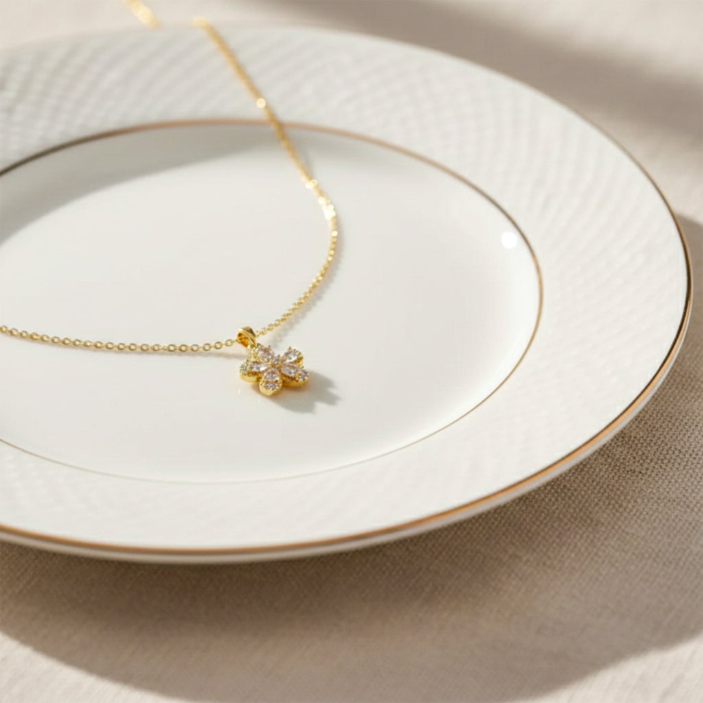 Dainty Gold Crystal Flower Women Necklace GWN -135