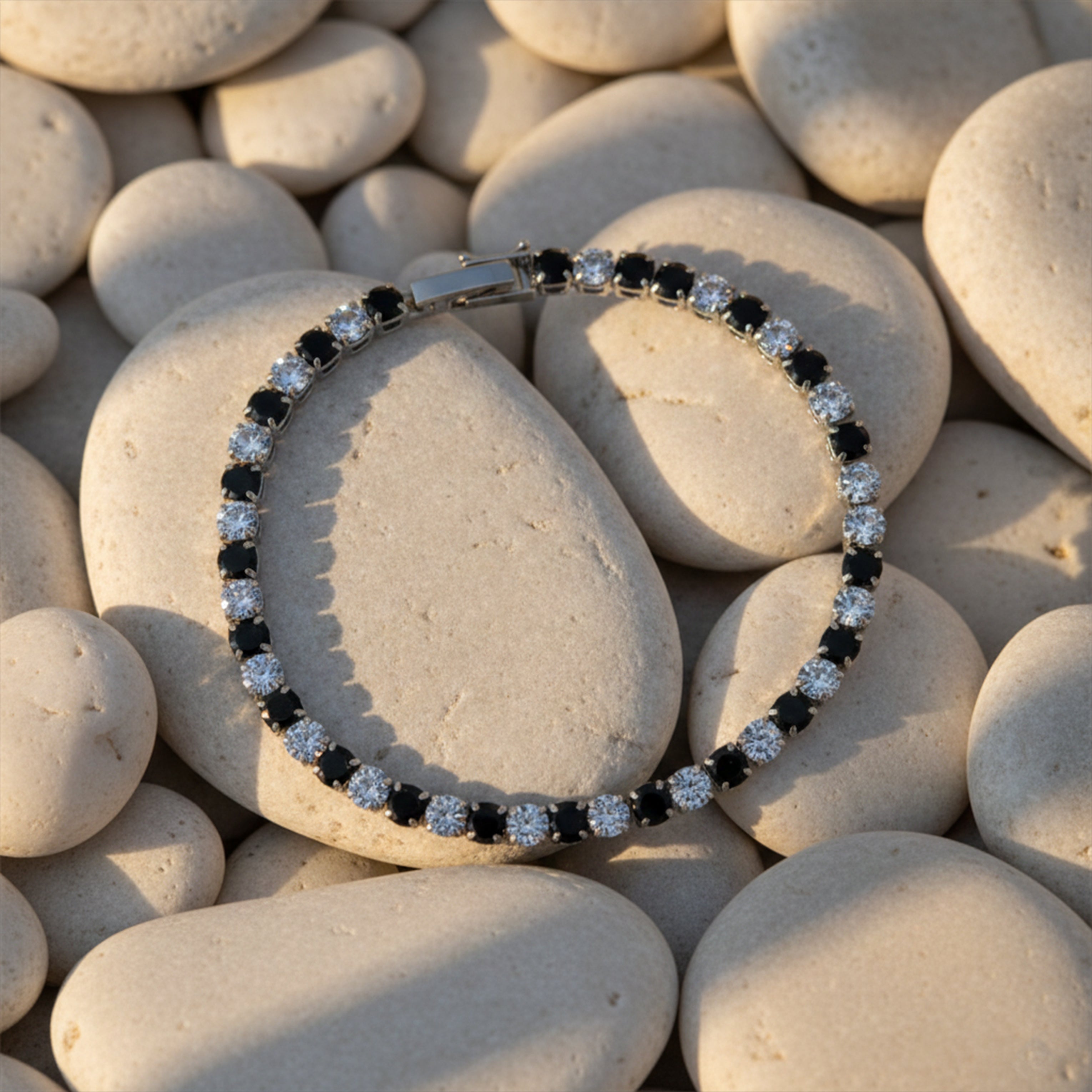 Black & White Tennis Bracelet GWB -80