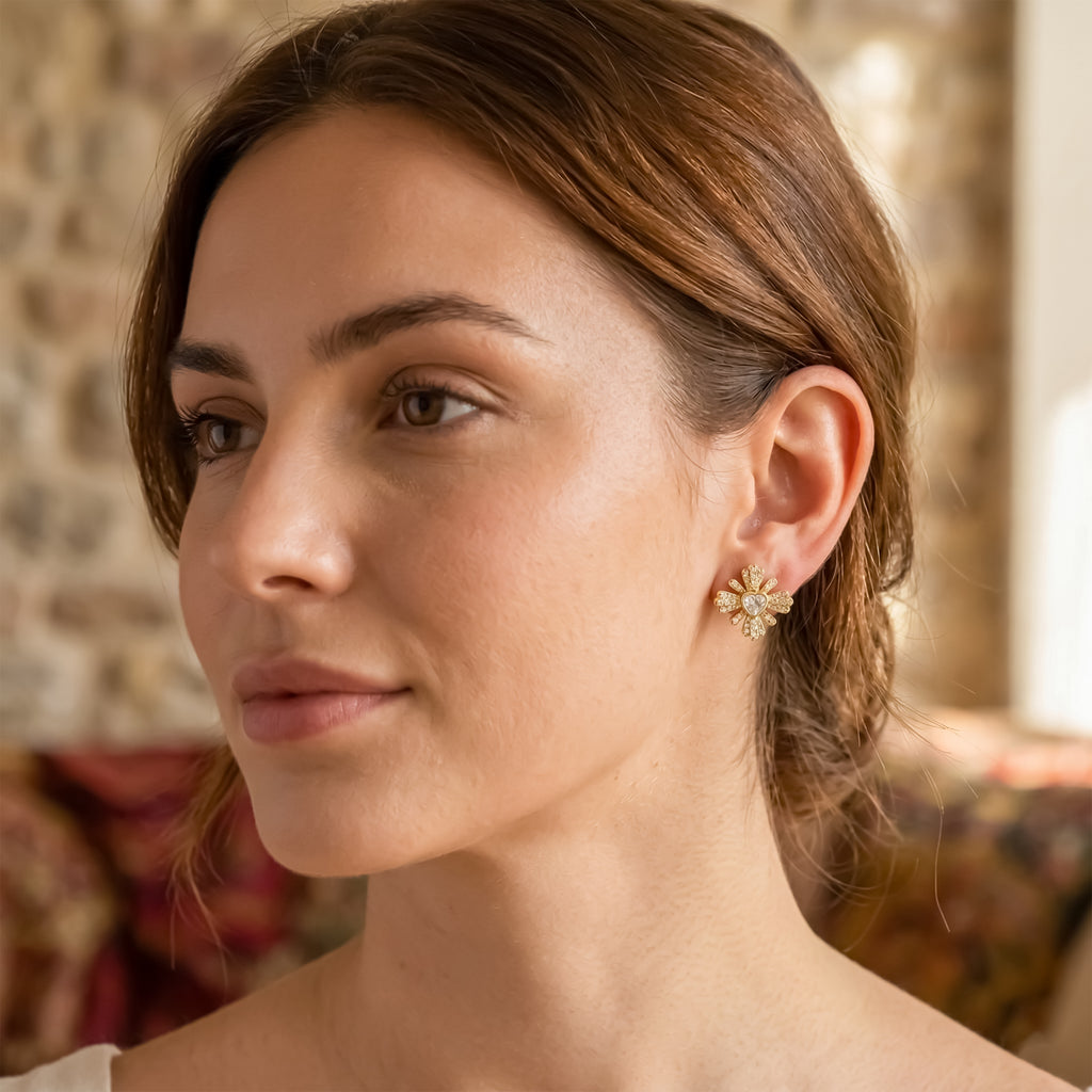 Heart Bloom Stud Earrings GWE -105