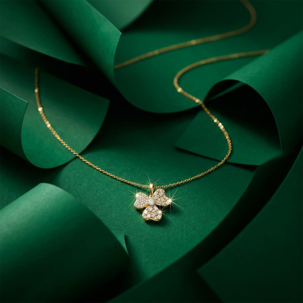 Crystal Clover Pendant Necklace GWN -125