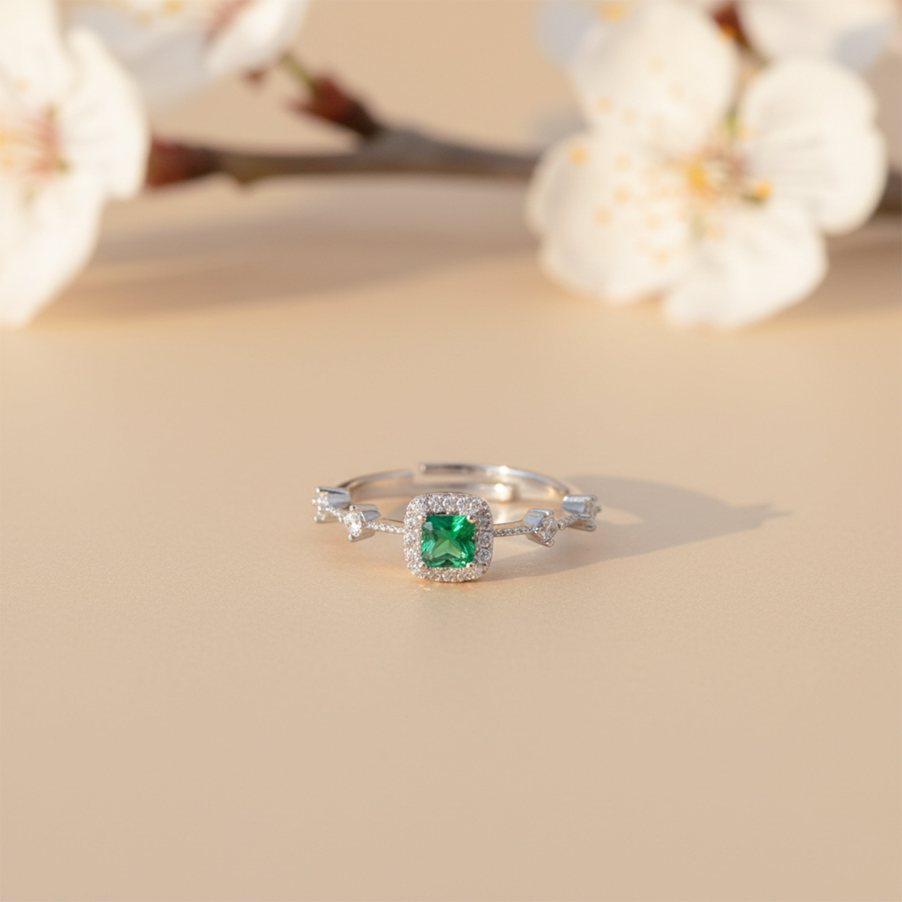 Emerald Glow Halo Ring GWR -74
