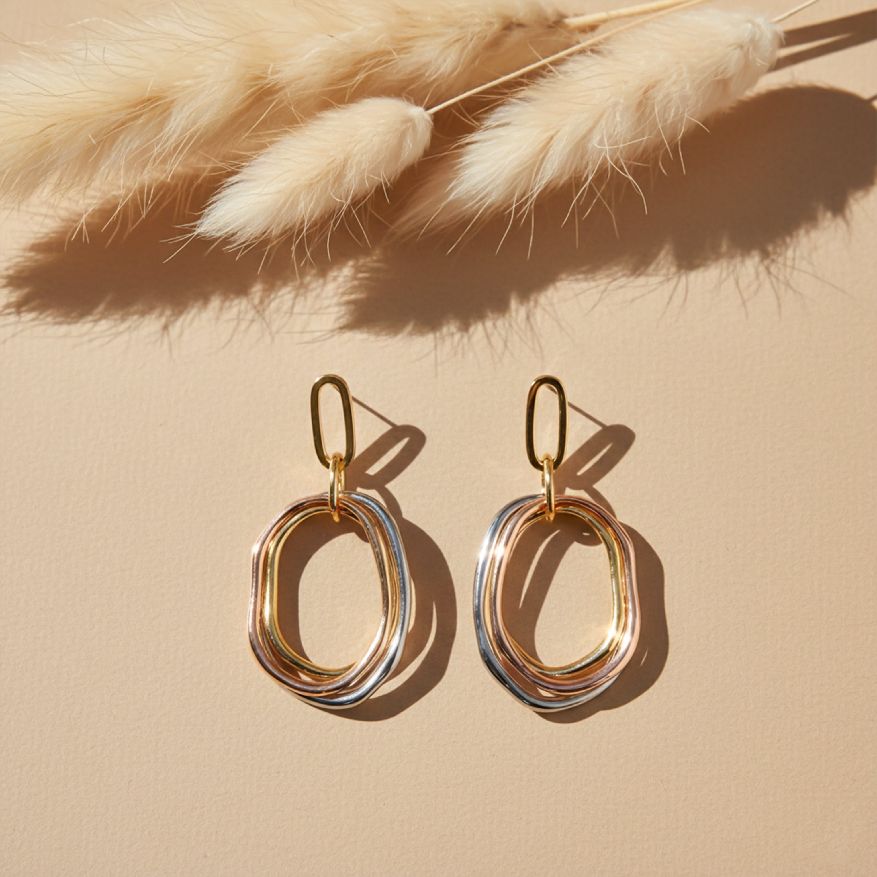 Trinity Luxe Interlinked Drop Earrings GWE -52