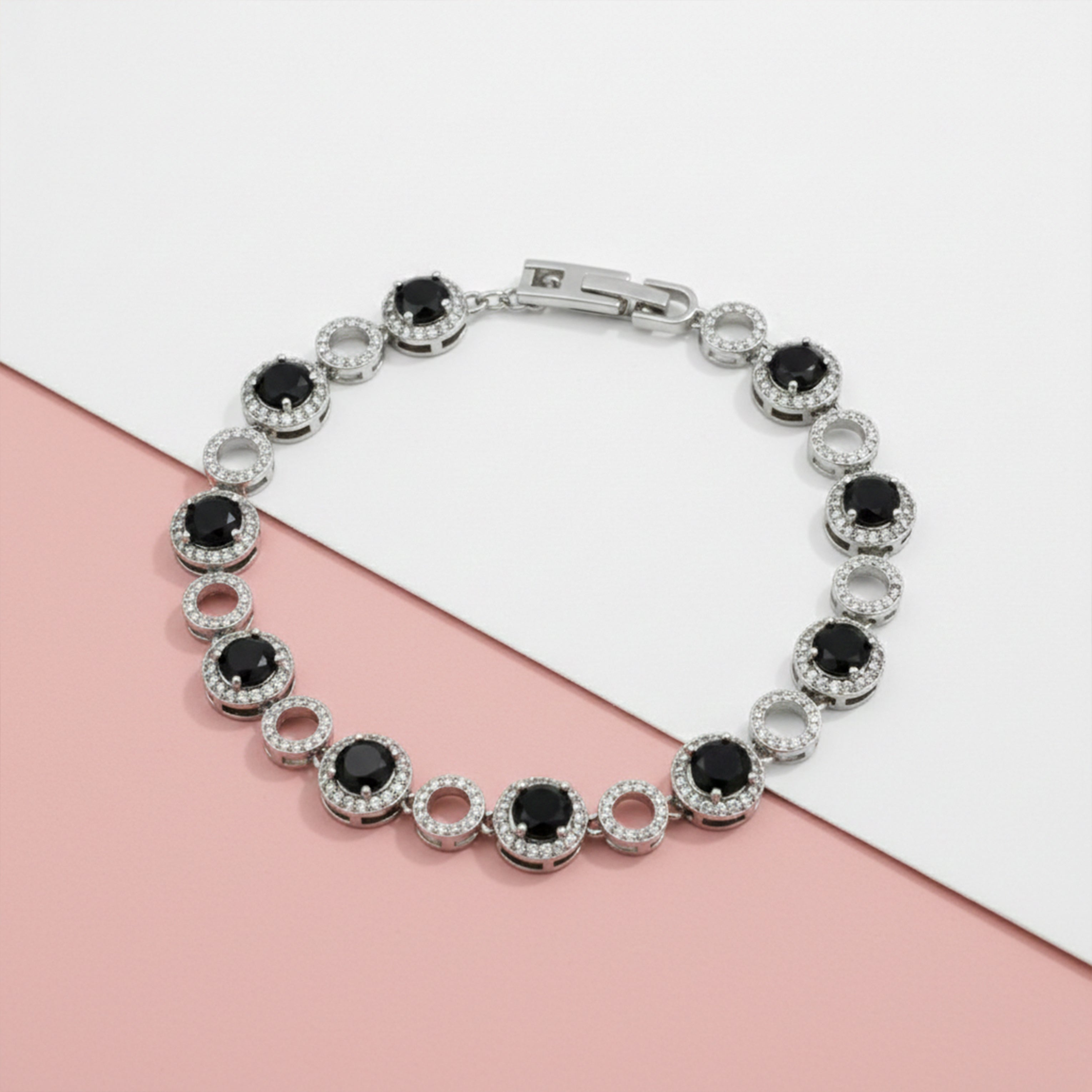 Silver Black Circle Bracelet GWB -139